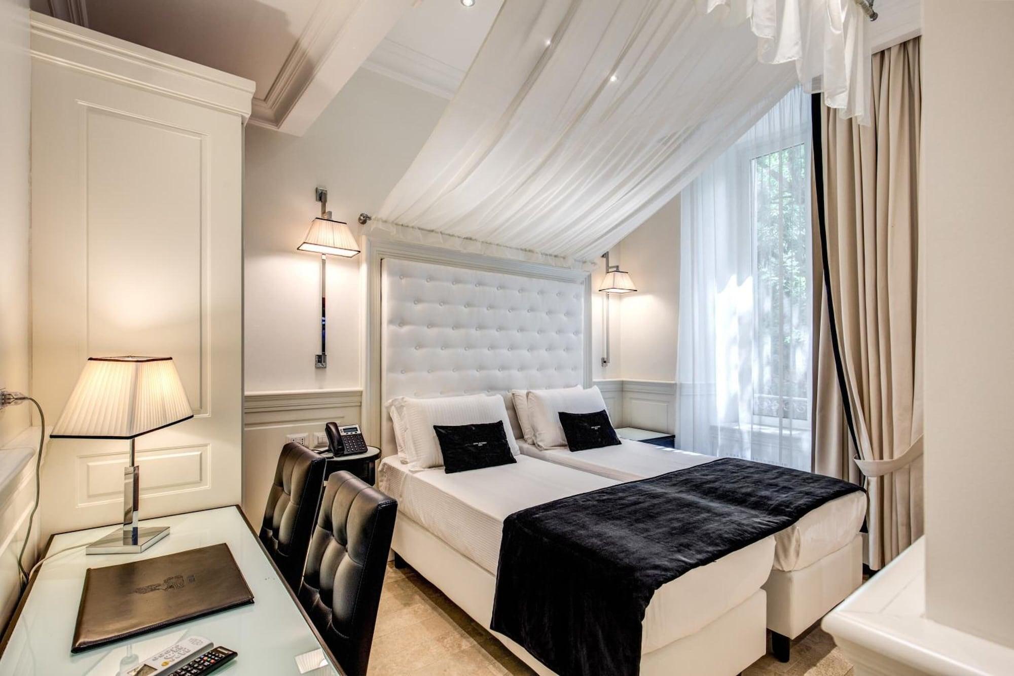 Varios Hotel dei Quiriti Suite
