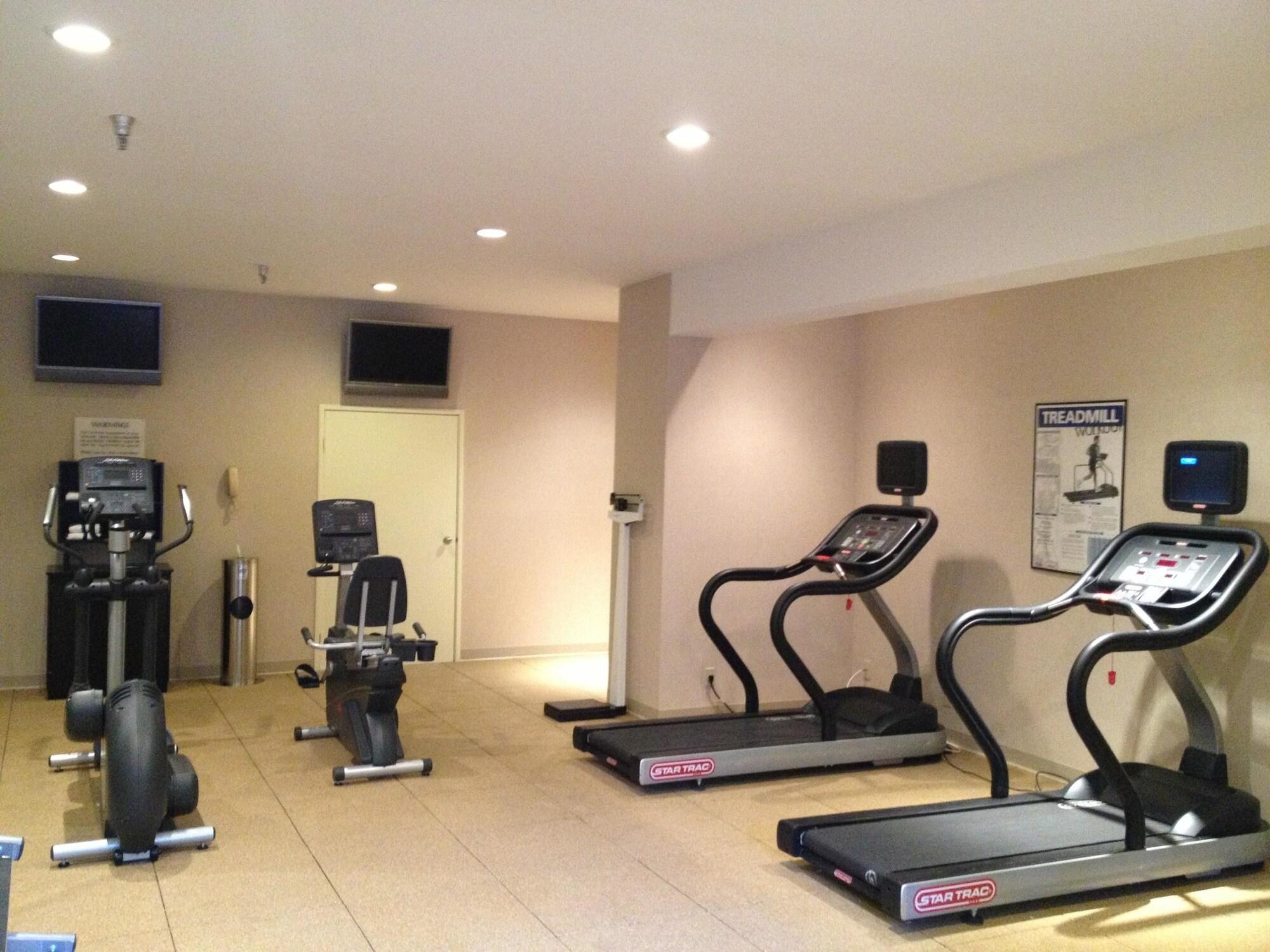 Gimnasio Holiday Inn Express Simi Valley by IHG