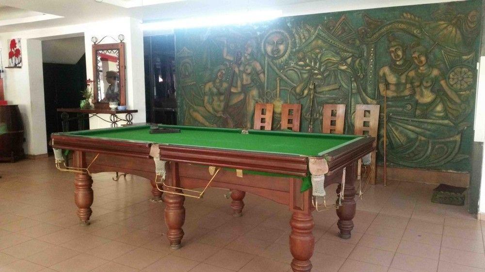 Instalaciones Recreativas Aubrona Hotel