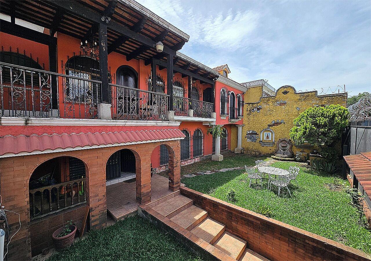 Varios A 3 minutos del Aeropuerto