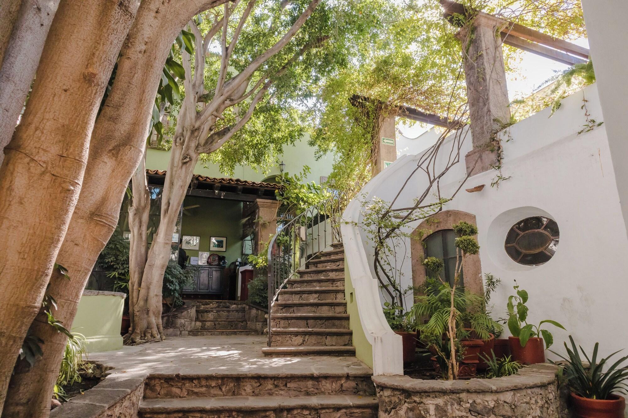 Varios Casa Quetzal