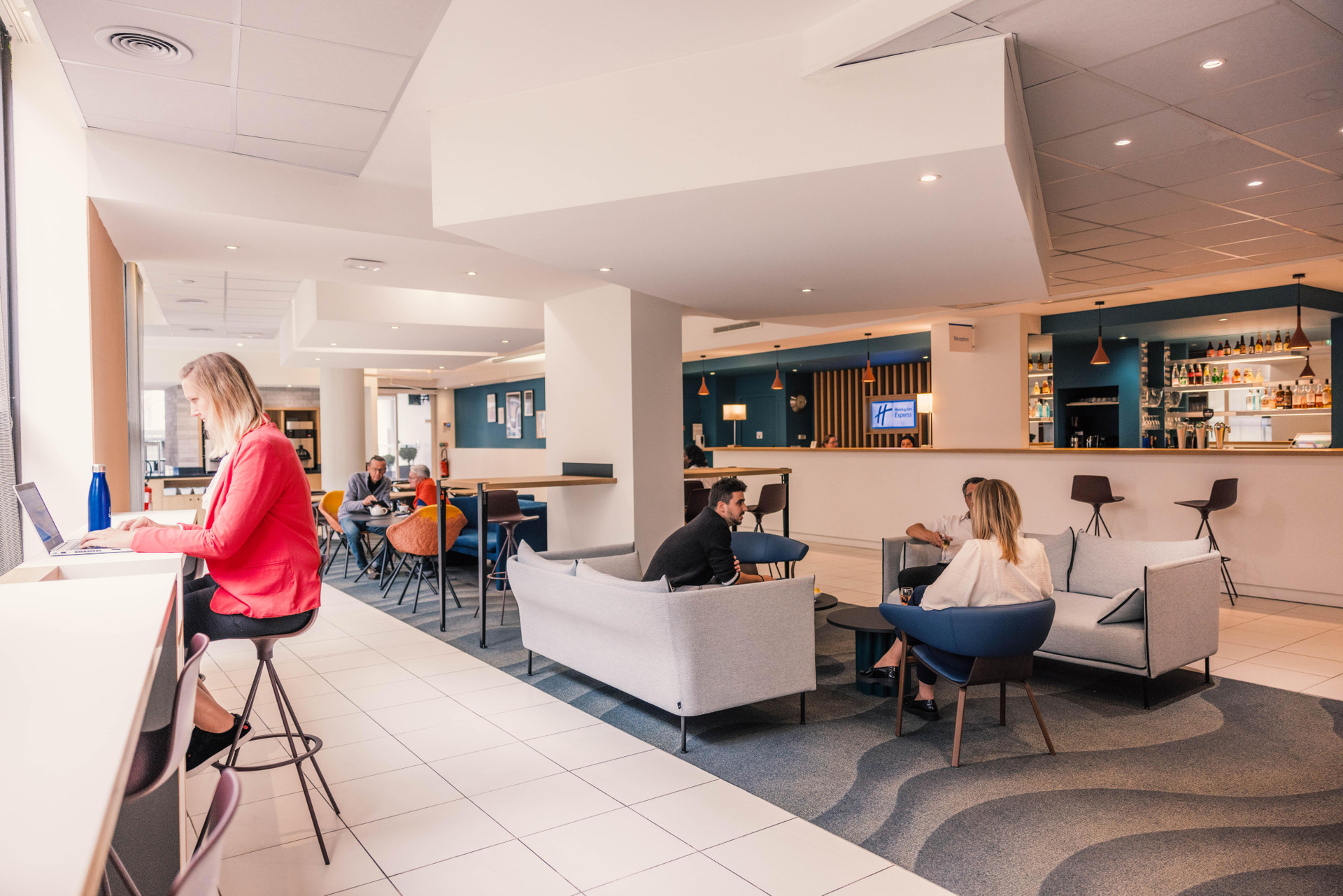 Vista Lobby Holiday Inn Express Lille Centre by IHG