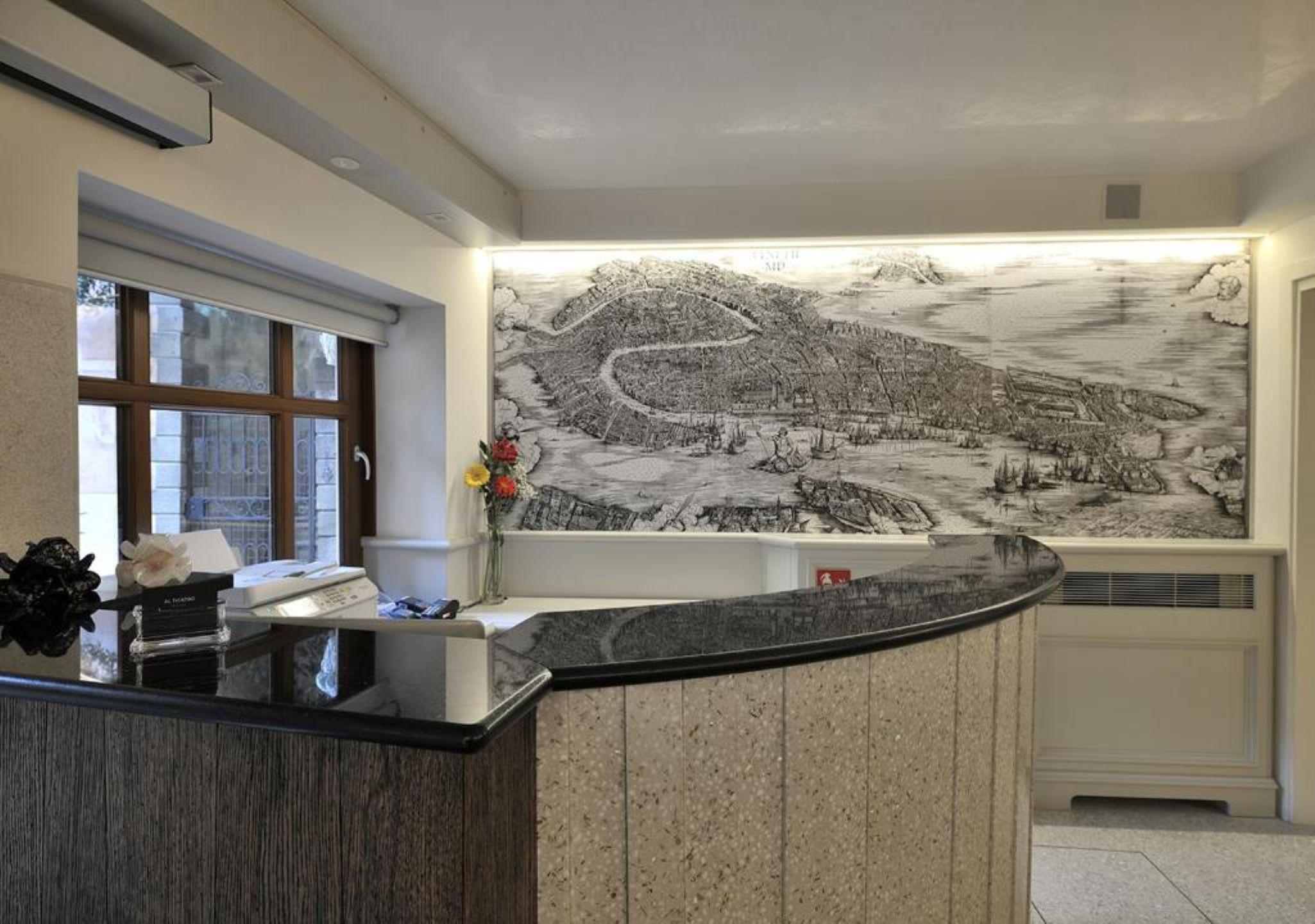 Vista Lobby Al Theatro Palace