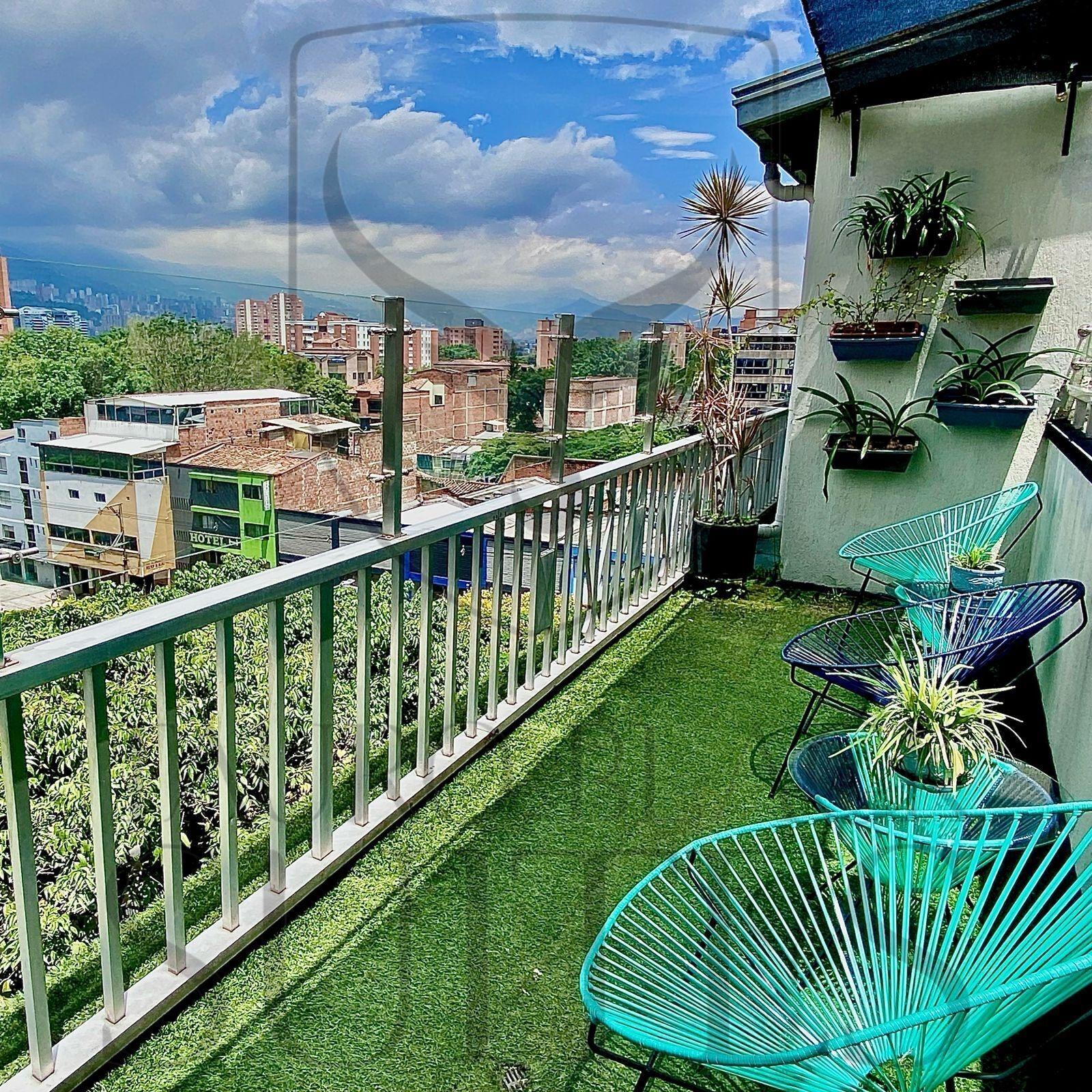 Vista Exterior Tauro Black Suites