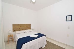 Alquiler Vacacional - Casa com Piscina a 250m da Praia PLH006