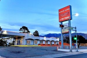 Alojamiento - Extend a Suites & RV Park