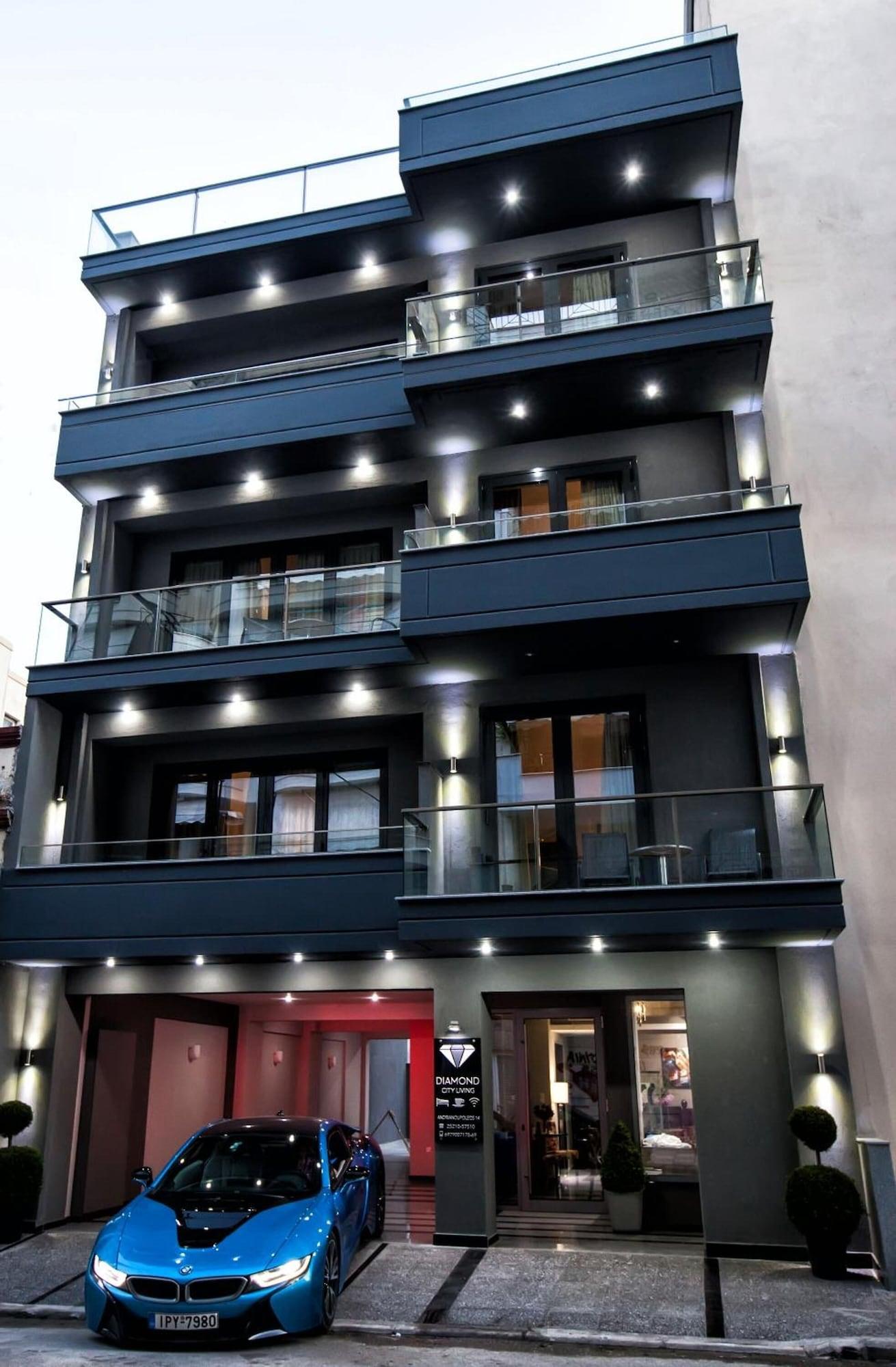 Vista Exterior Diamond city living