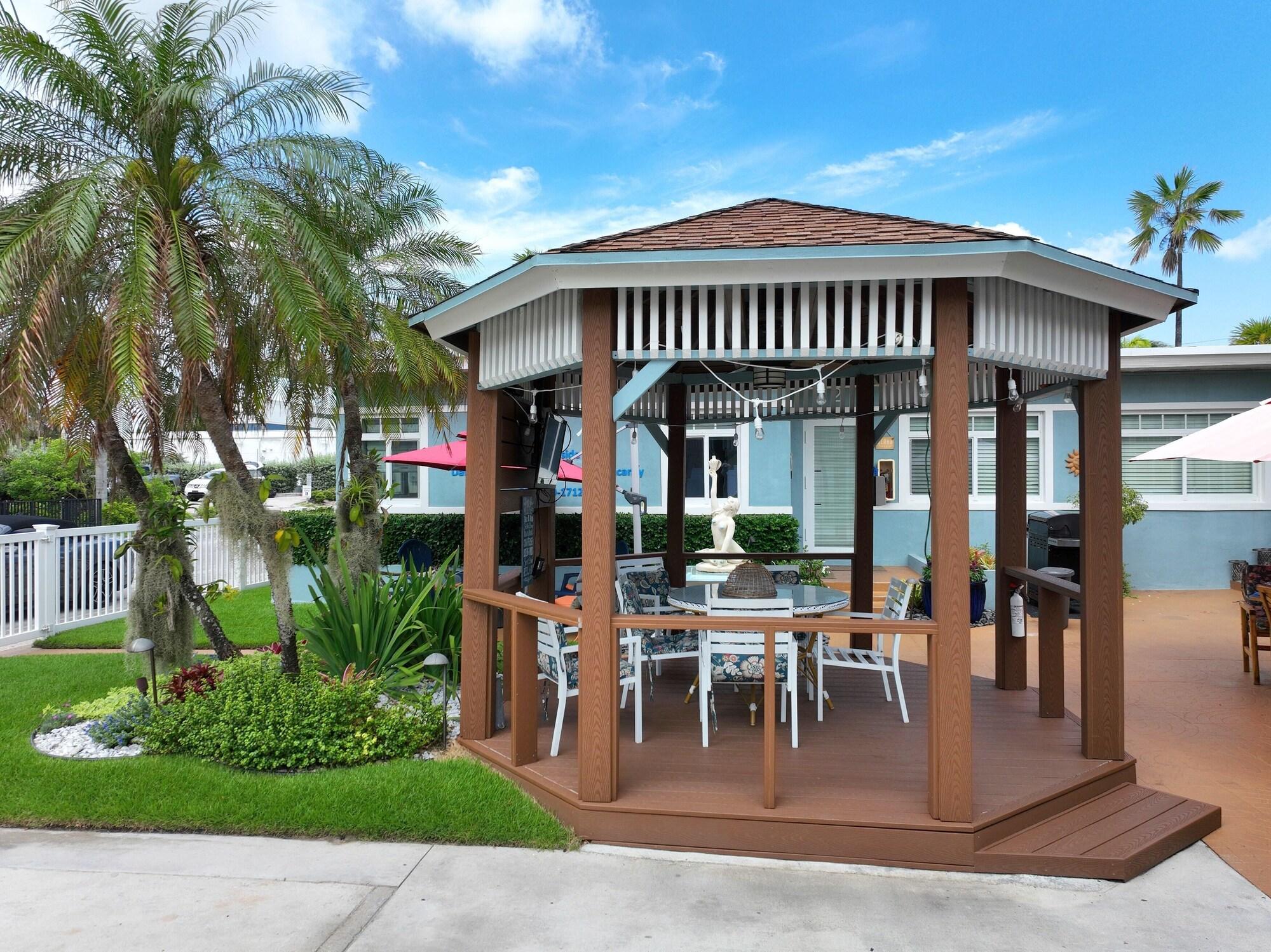 Equipamiento de Habitación Tropic Isle Boutique Hotel