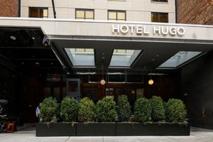Alojamiento - Hotel Hugo