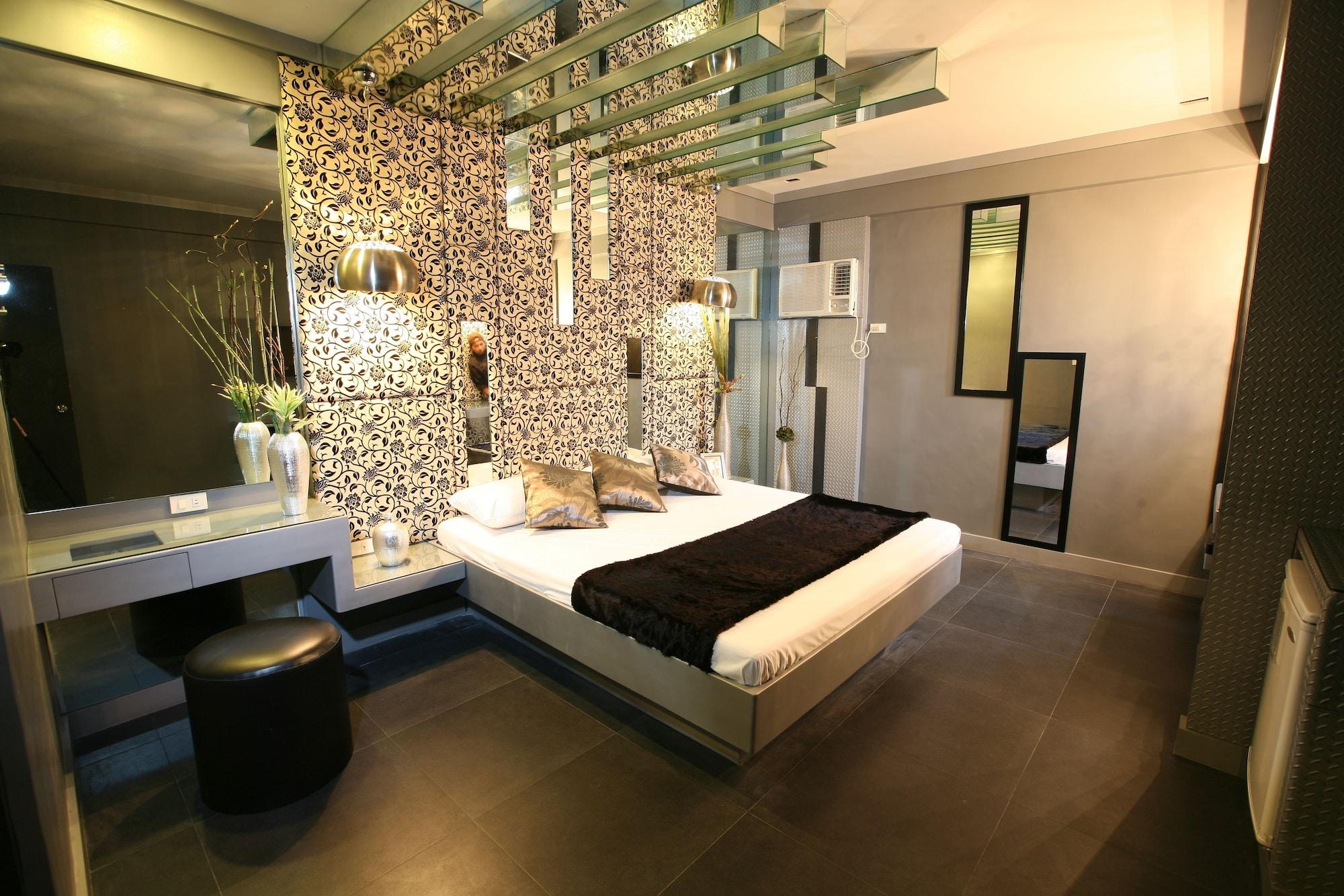 Habitación Victoria Court North EDSA - Caloocan