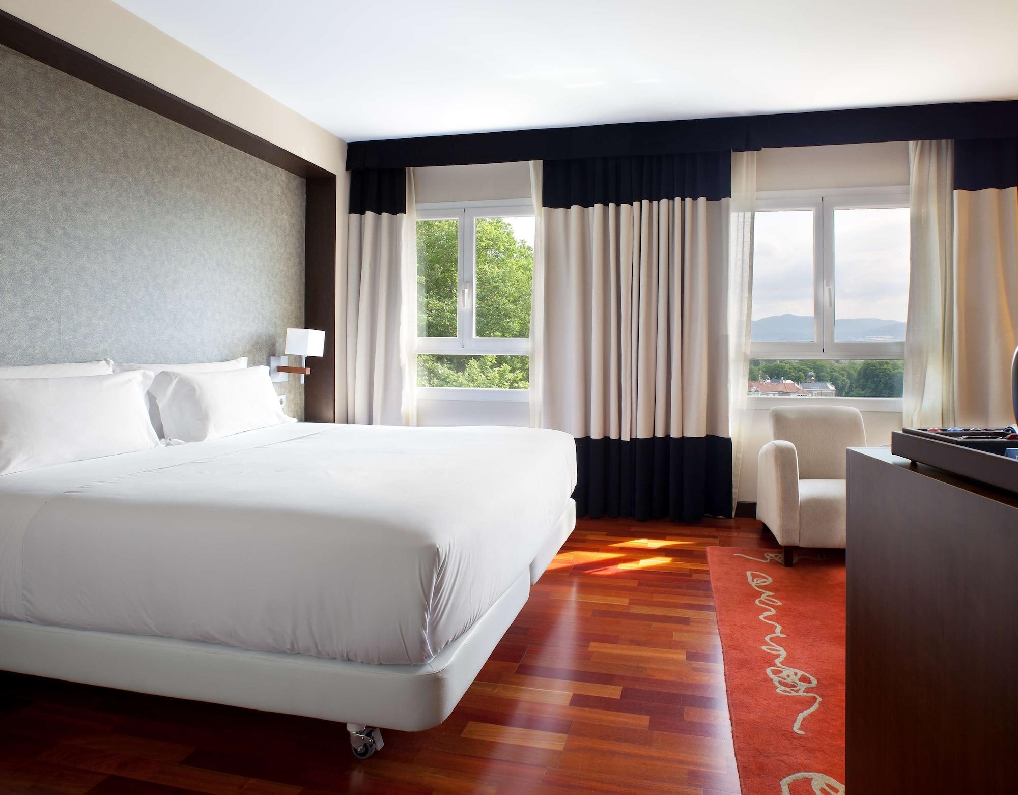 Varios NH Canciller Ayala Vitoria