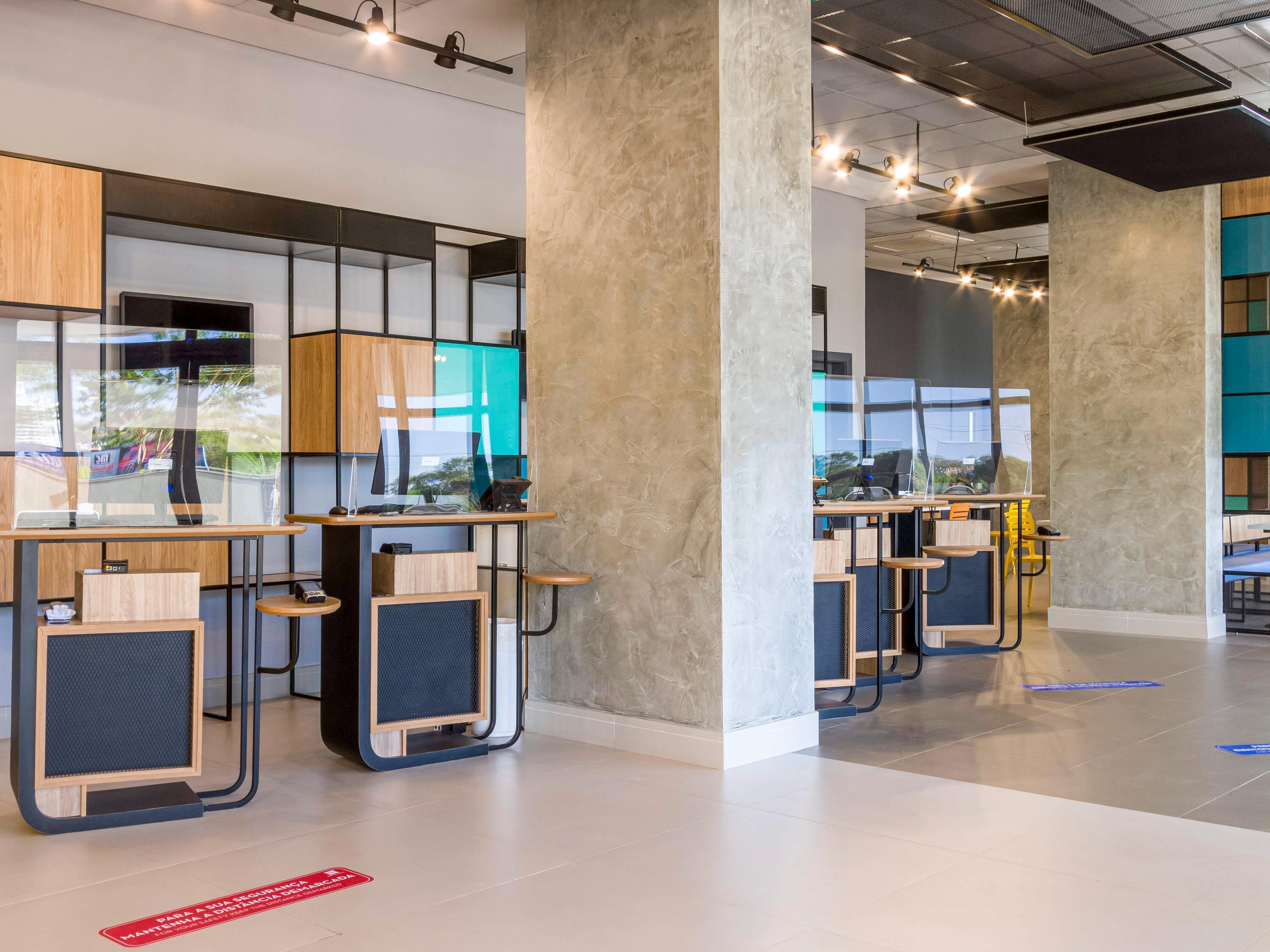 Vista Lobby ibis Budget Ribeirão Preto Vila do Golf