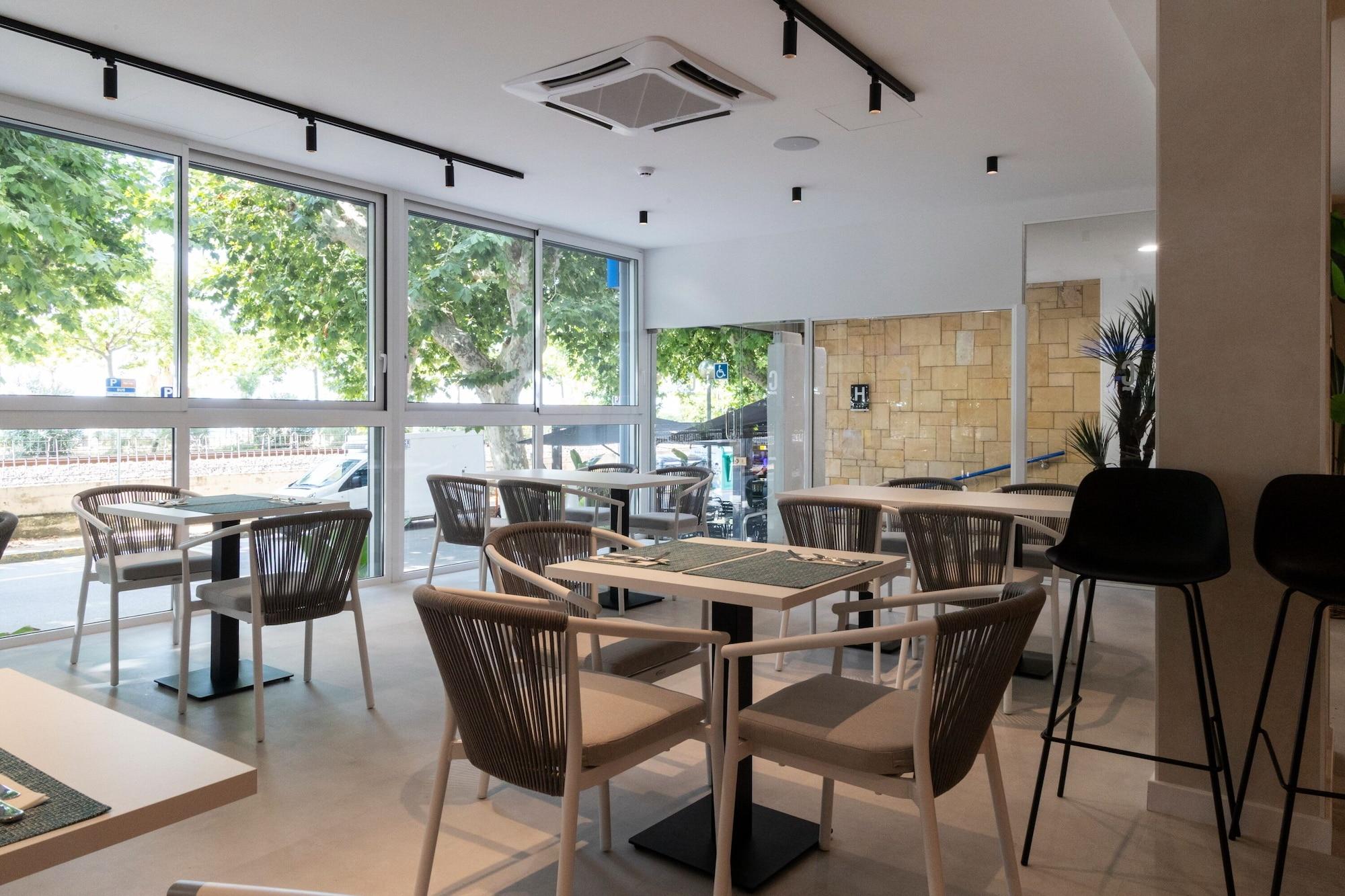 Restaurant Hotel Calella by Beatriz Hoteles