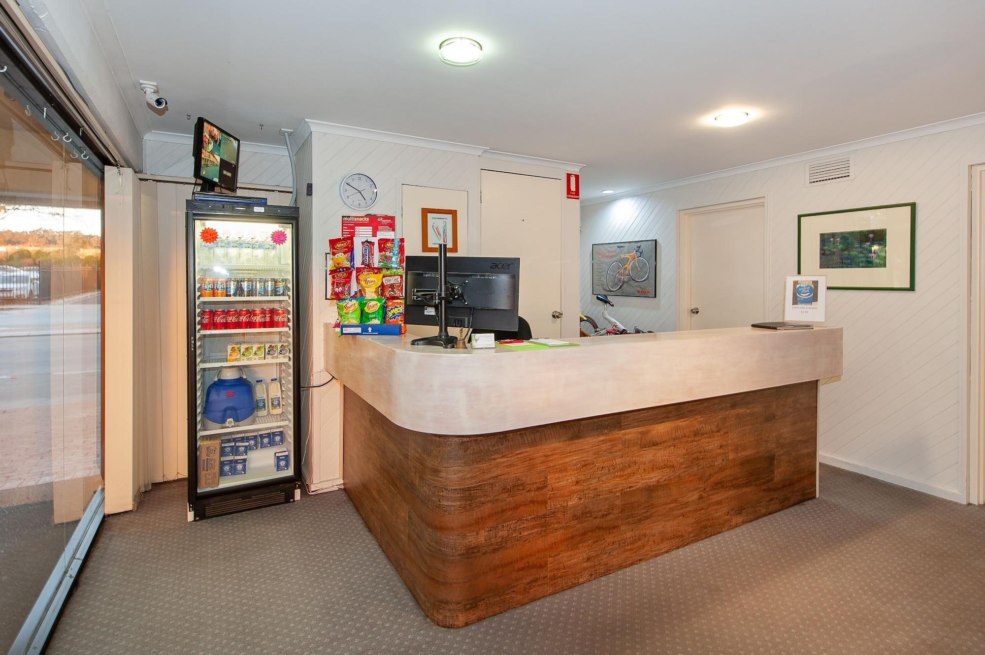 Vista Lobby Albury Winsor Park Motor Inn