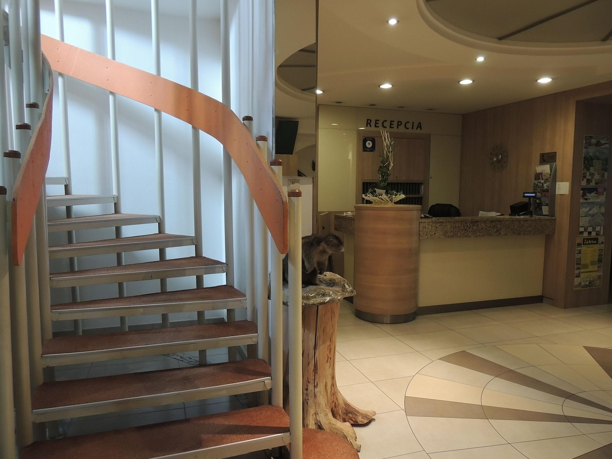 Vista Lobby Hotel Club