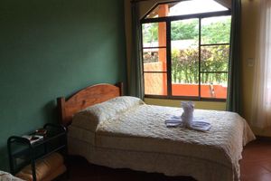 Alojamiento - Cabinas Los Guayabos