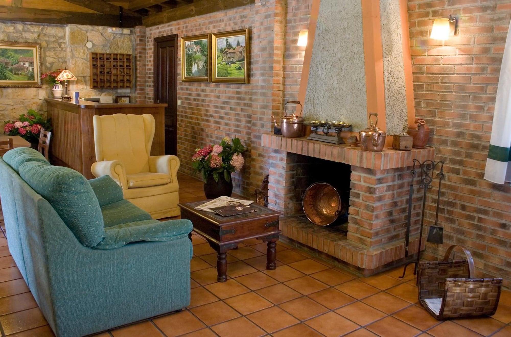 Vista Lobby Hotel Entremontes