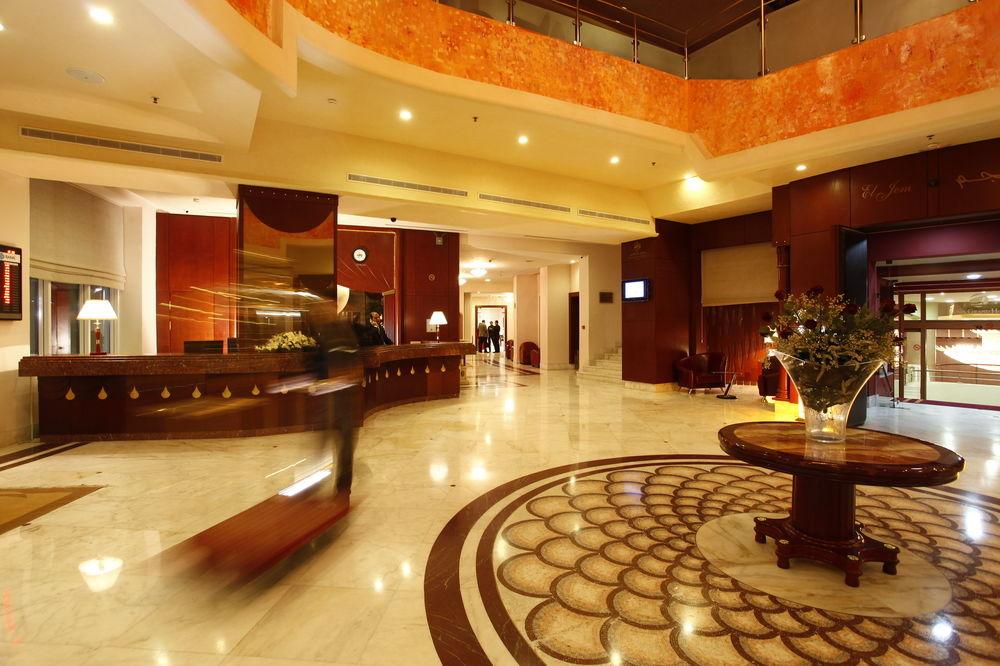 Vista Lobby Tunis Grand Hotel