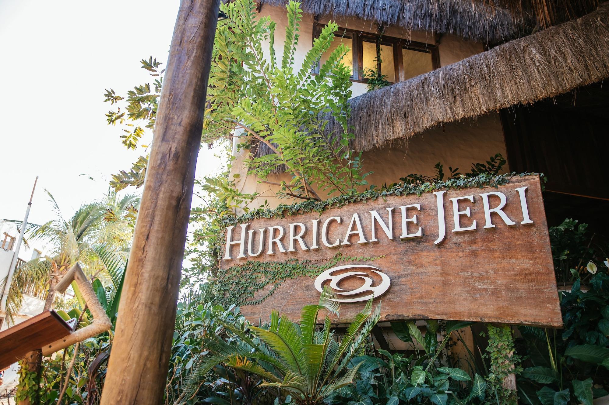 Vista Exterior Hurricane Jeri Praia