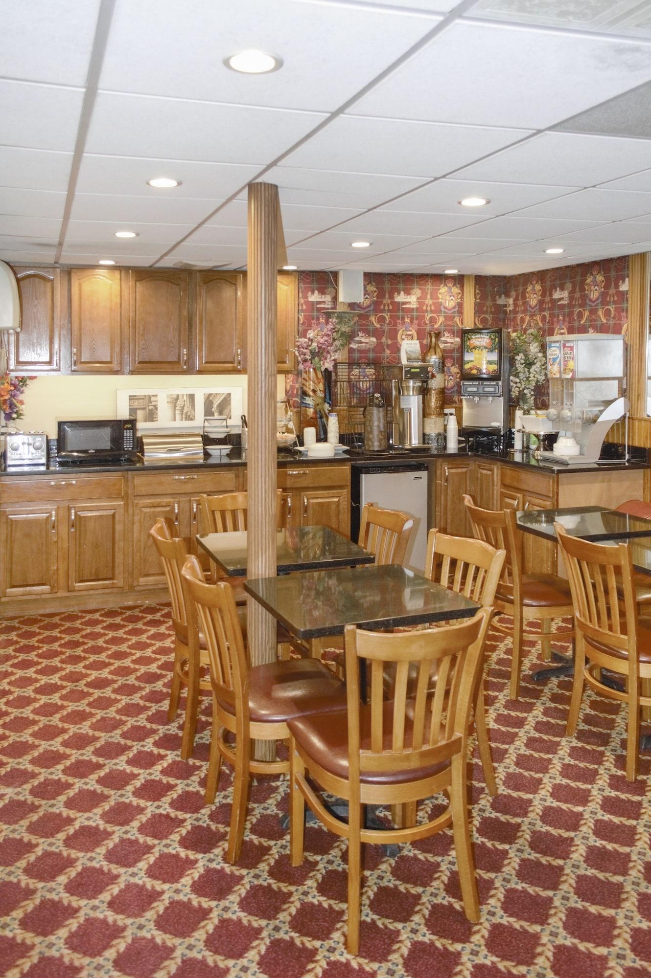 Restaurant Travelodge by Wyndham Manhasset