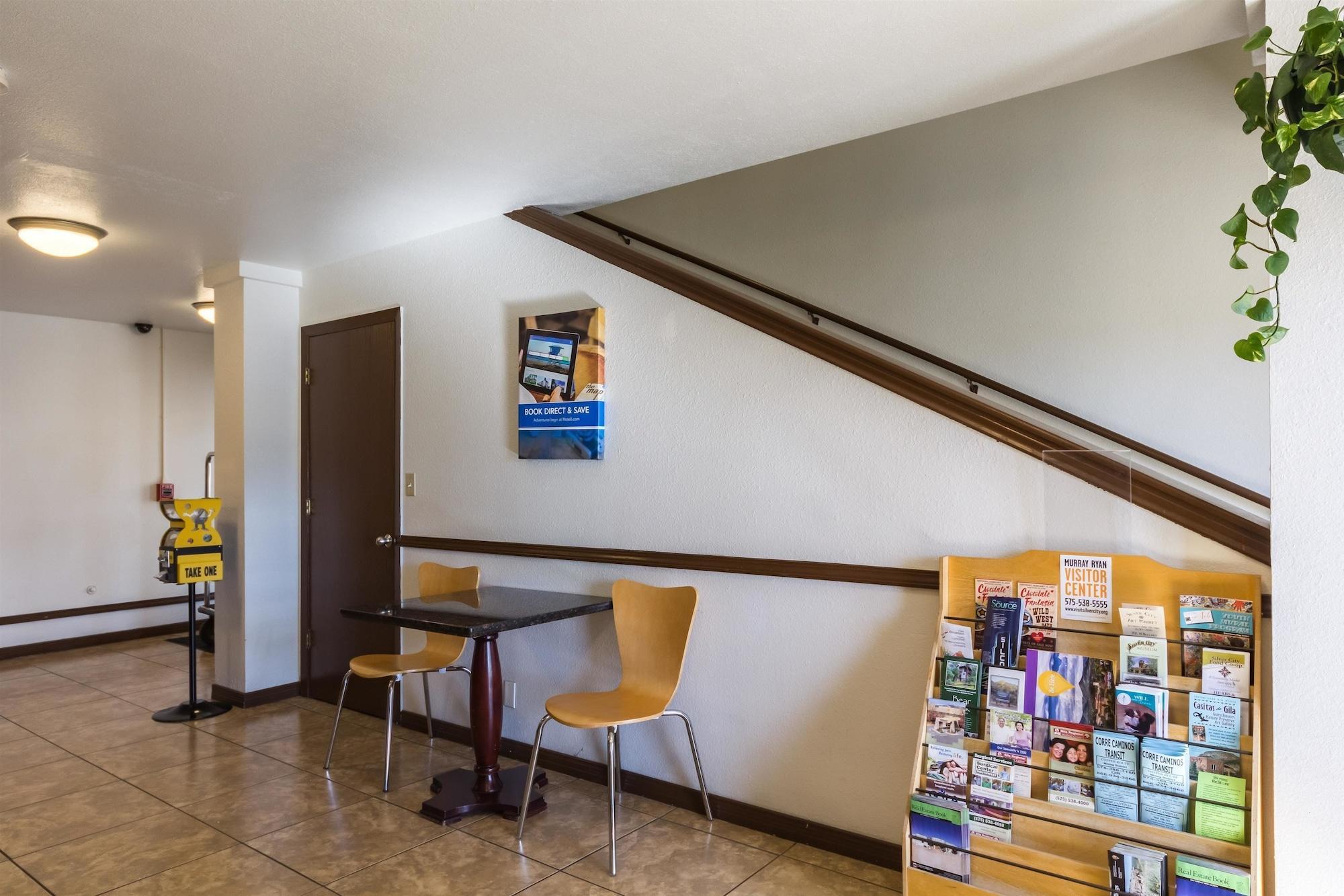 Vista Lobby Motel 6 Silver City