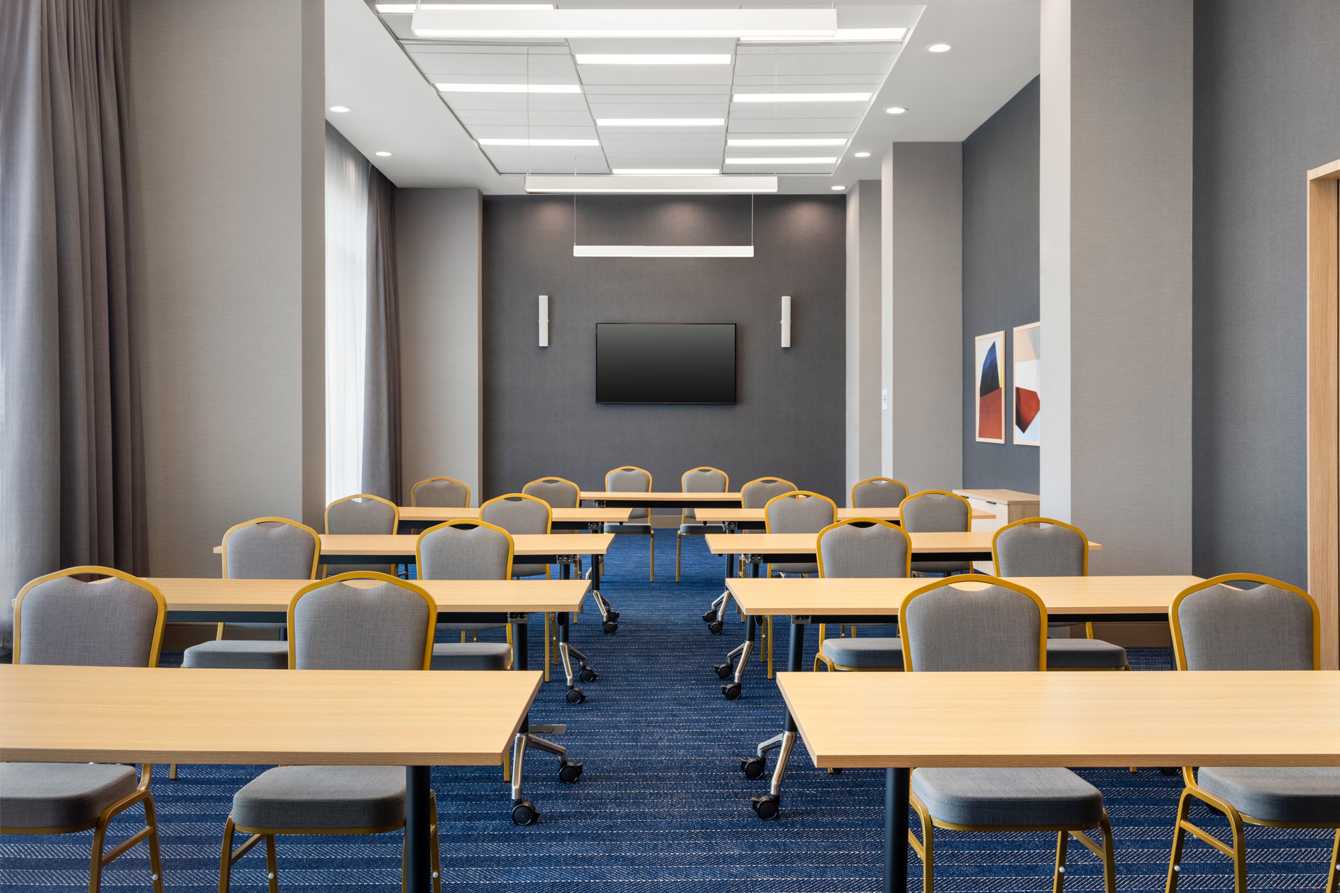 Centro de Negocios Holiday Inn Express Aeroport Montreal - St-laurent