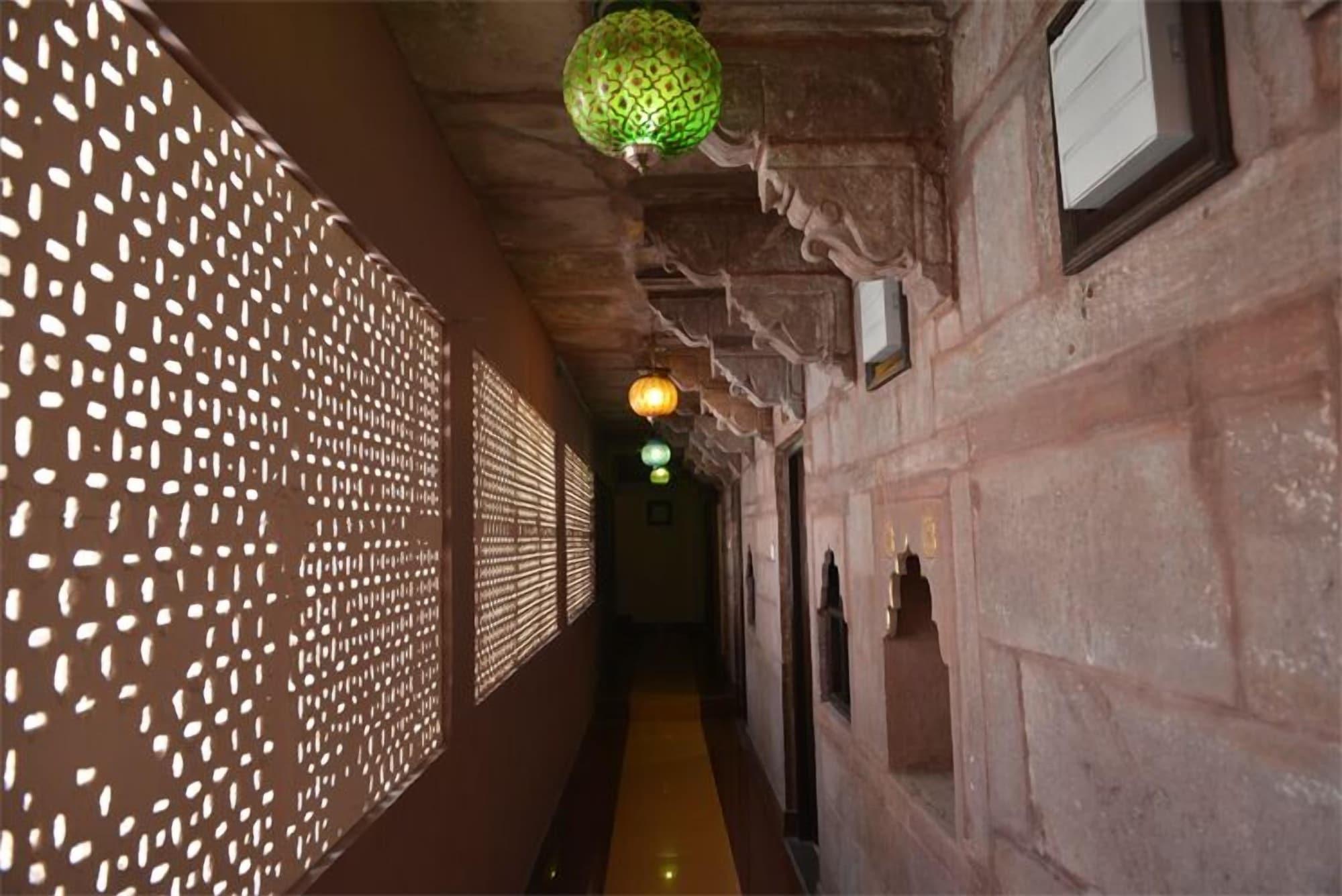 Varios Shanti Bhawan Heritage Hotel