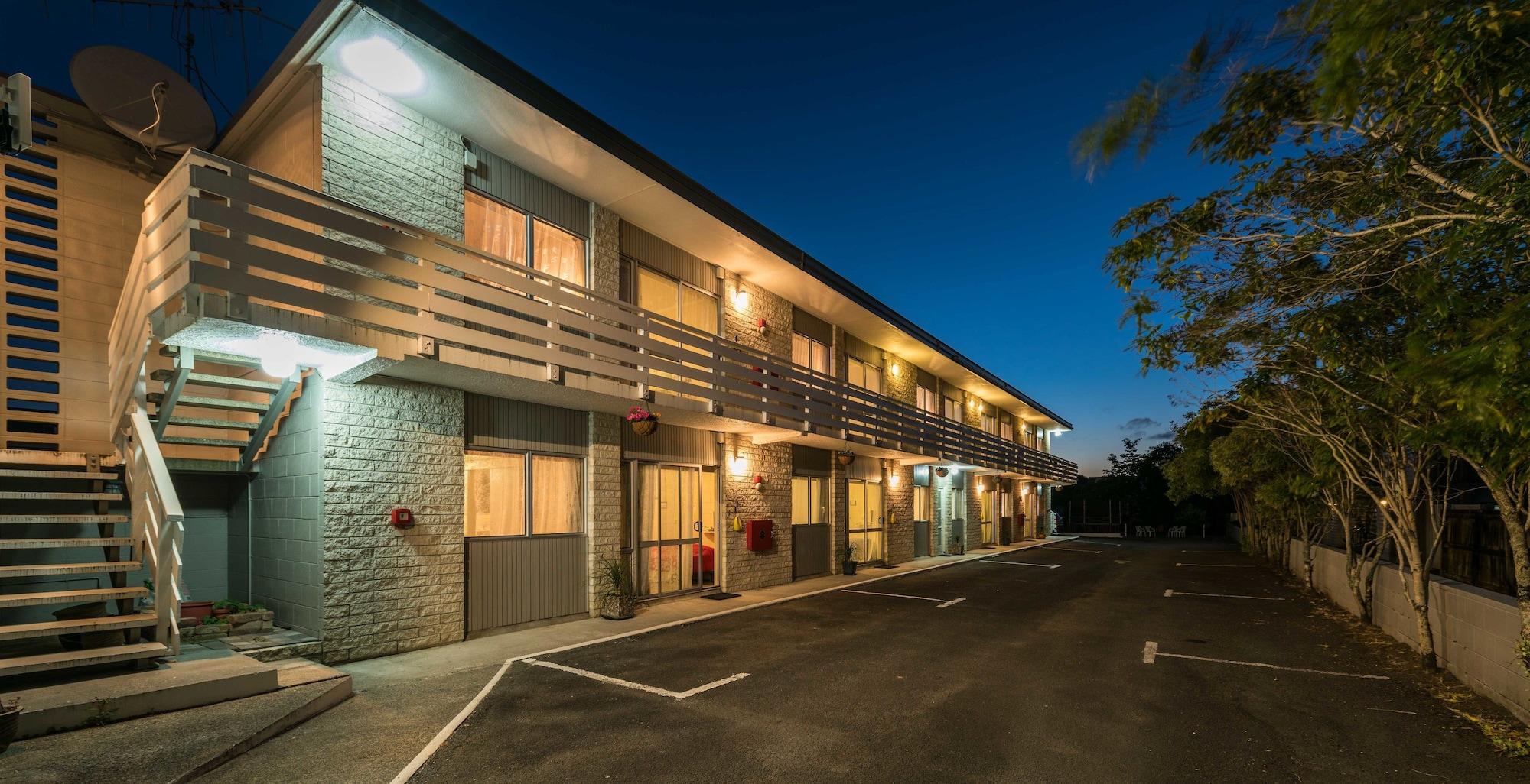 Varios Claudelands Motel