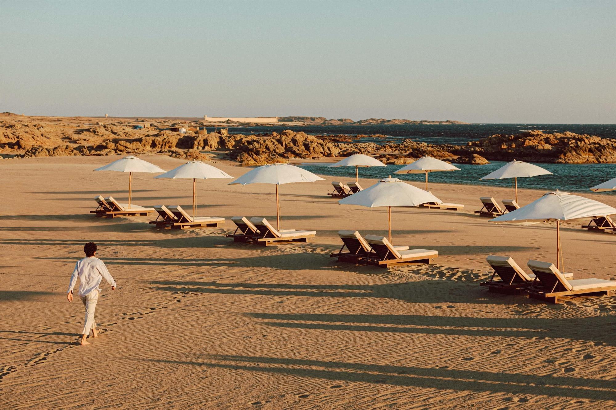 Playa Alila Hinu Bay