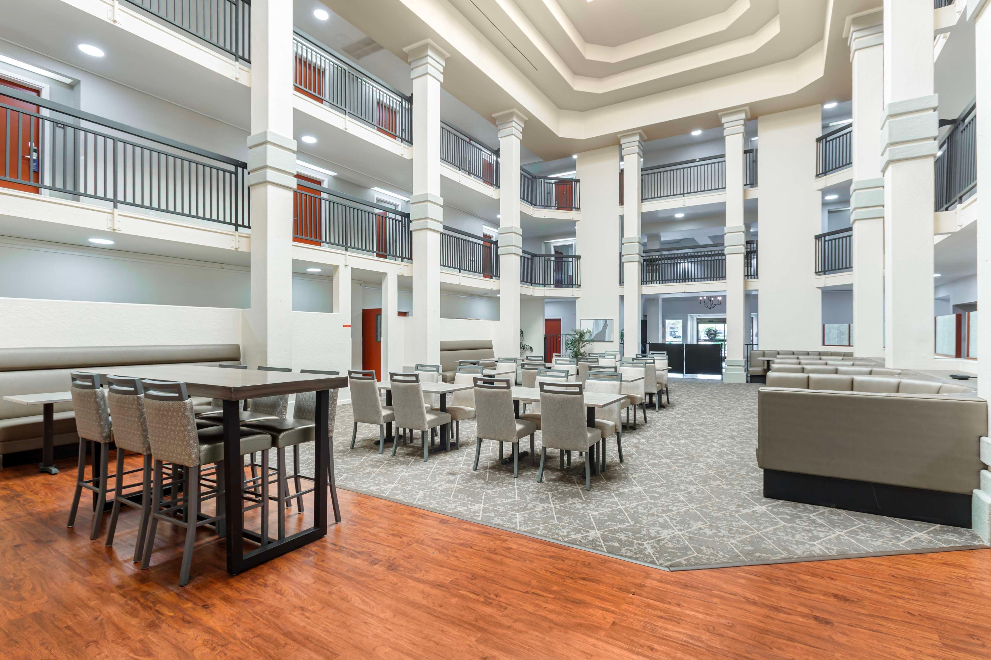 Restaurant Best Western Plus Villa Del Lago Inn Patterson