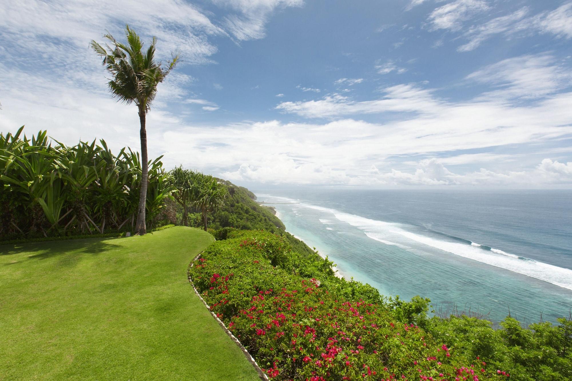 Playa The Ungasan Clifftop Resort