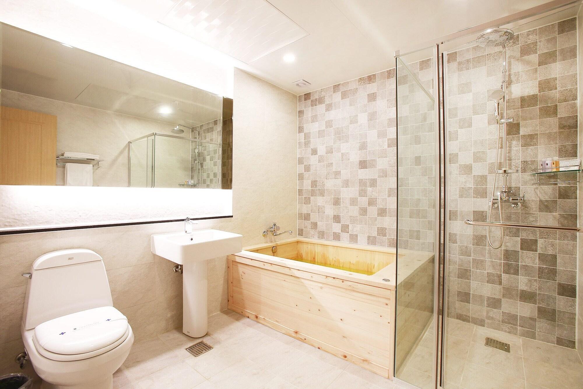 Equipamiento de Habitación Paju Golden Hill