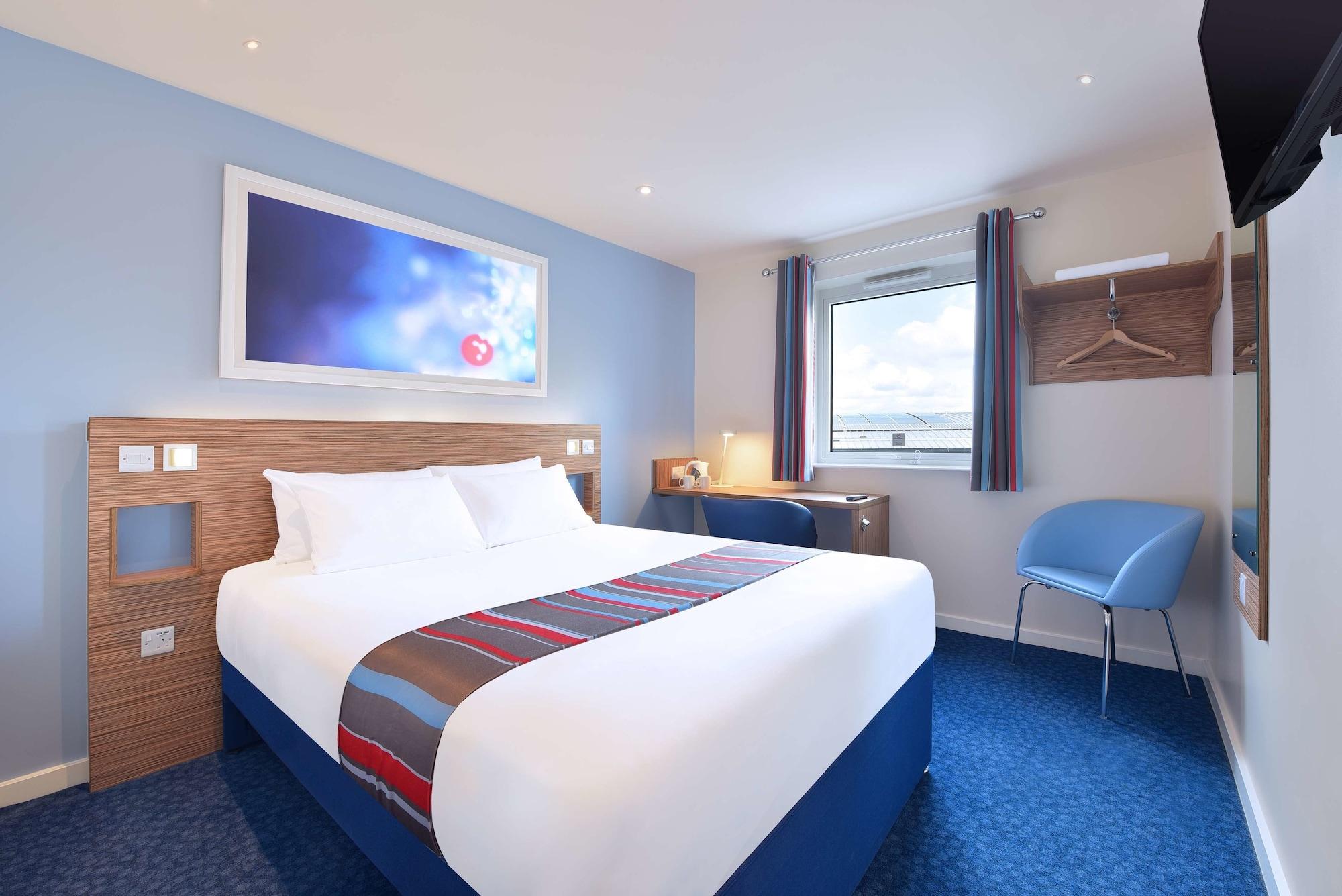 Varios Travelodge Belfast Central
