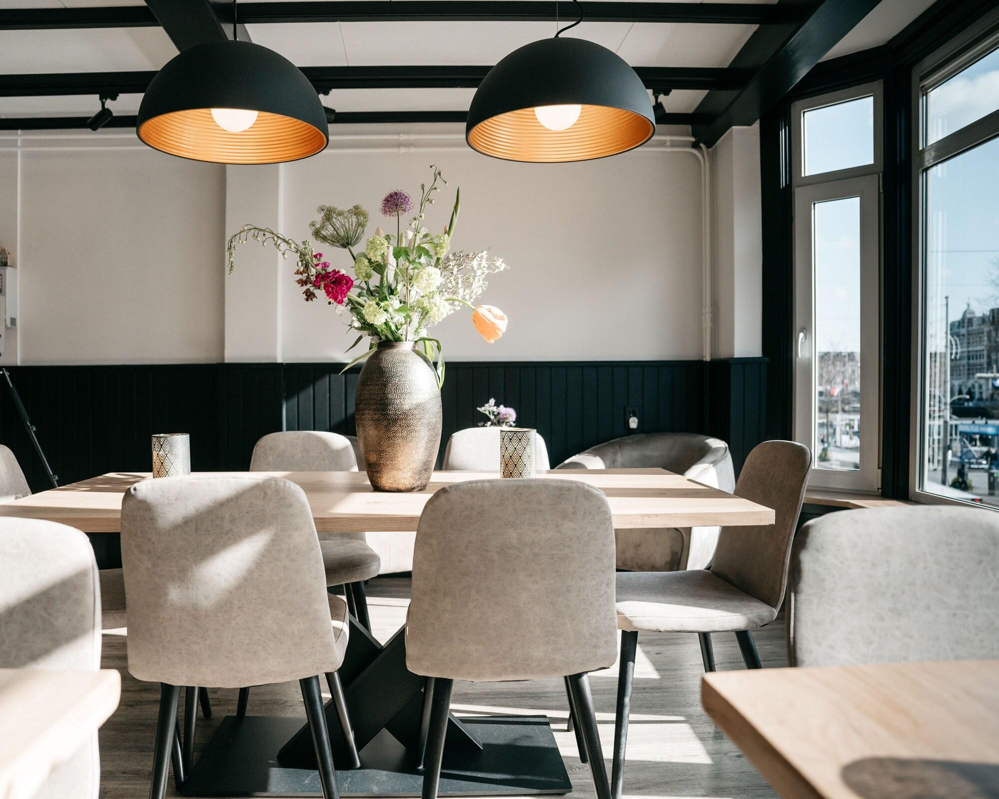 Vista Lobby Hotel van Gelder