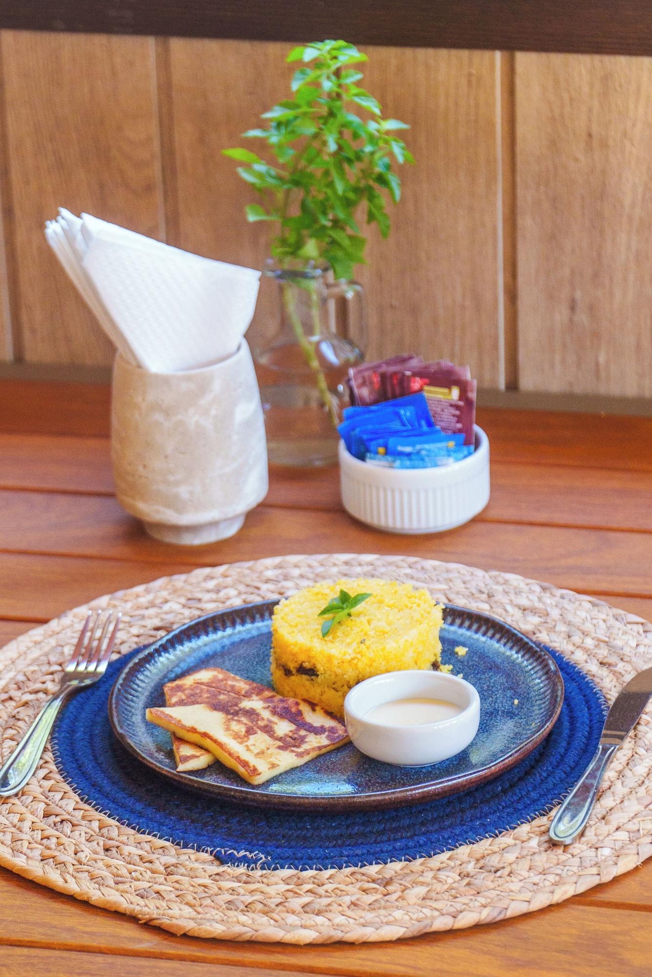 Variados (as) Vila de Pedras Noronha