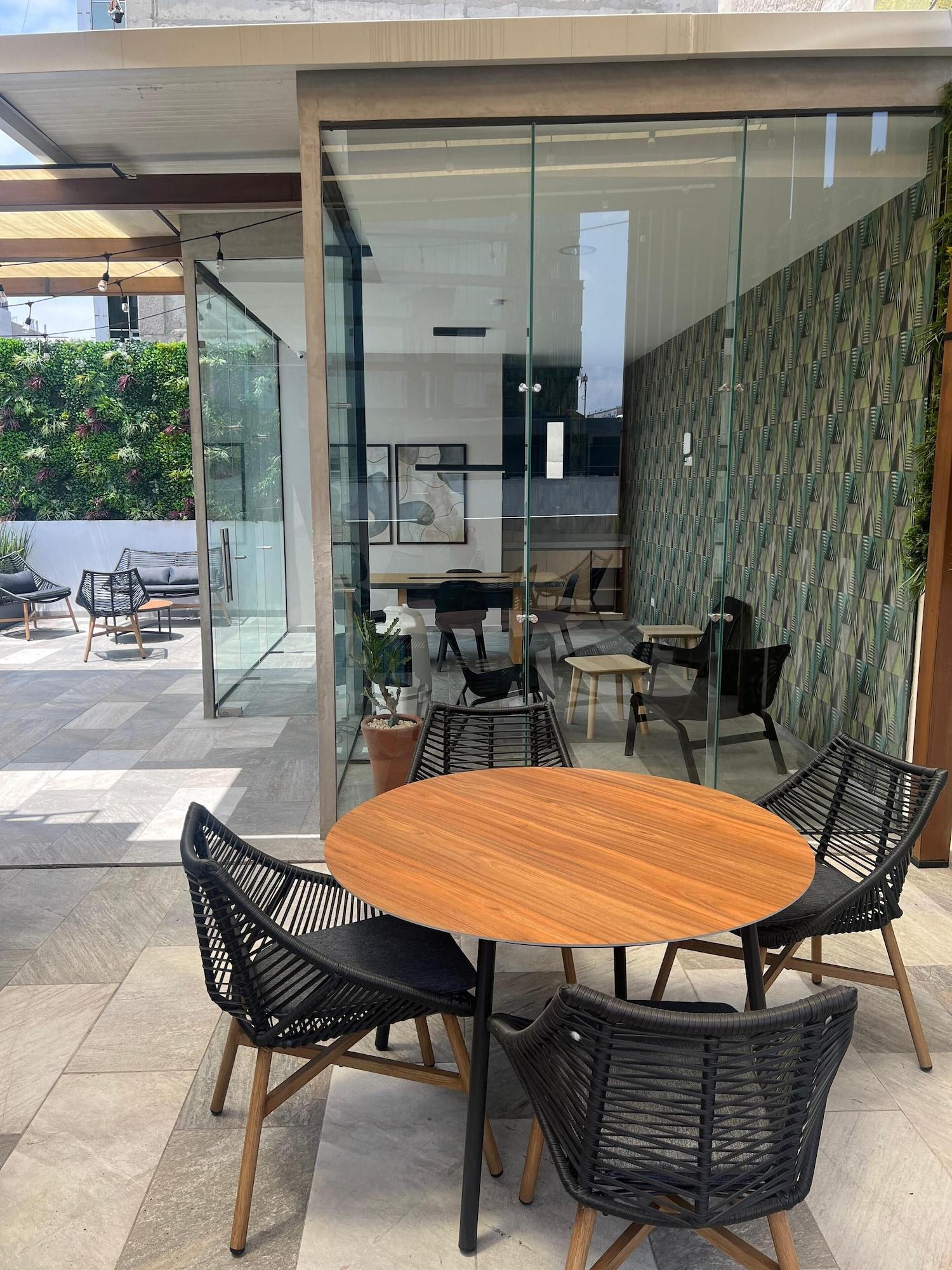 Equipamiento de Habitación Hana175