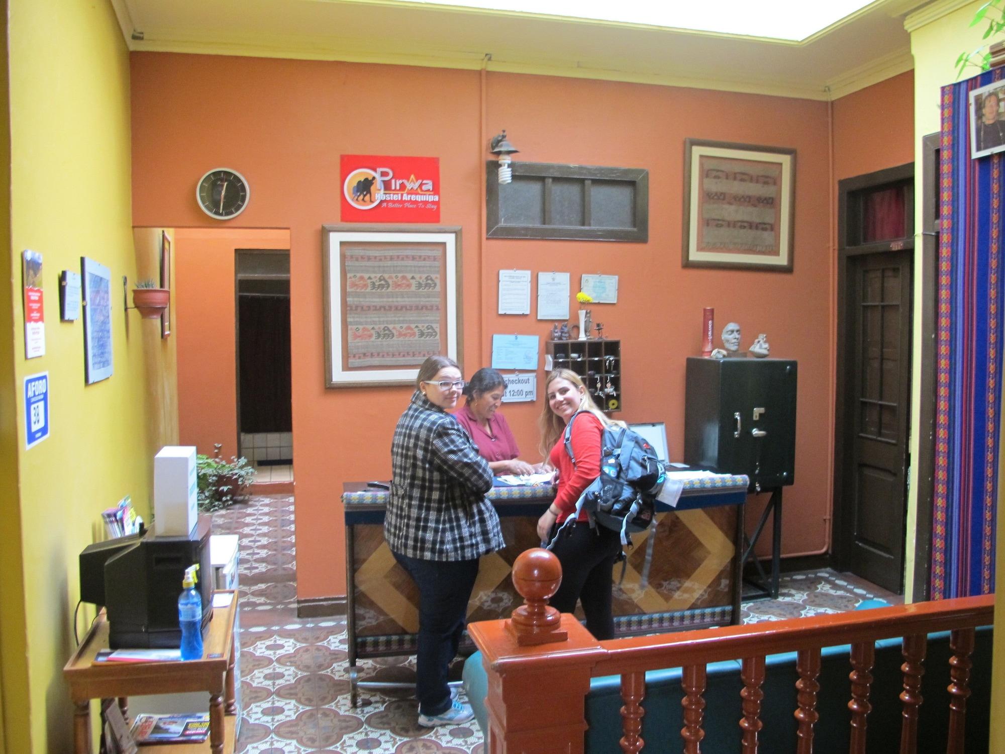 Vista Lobby Park Hostel