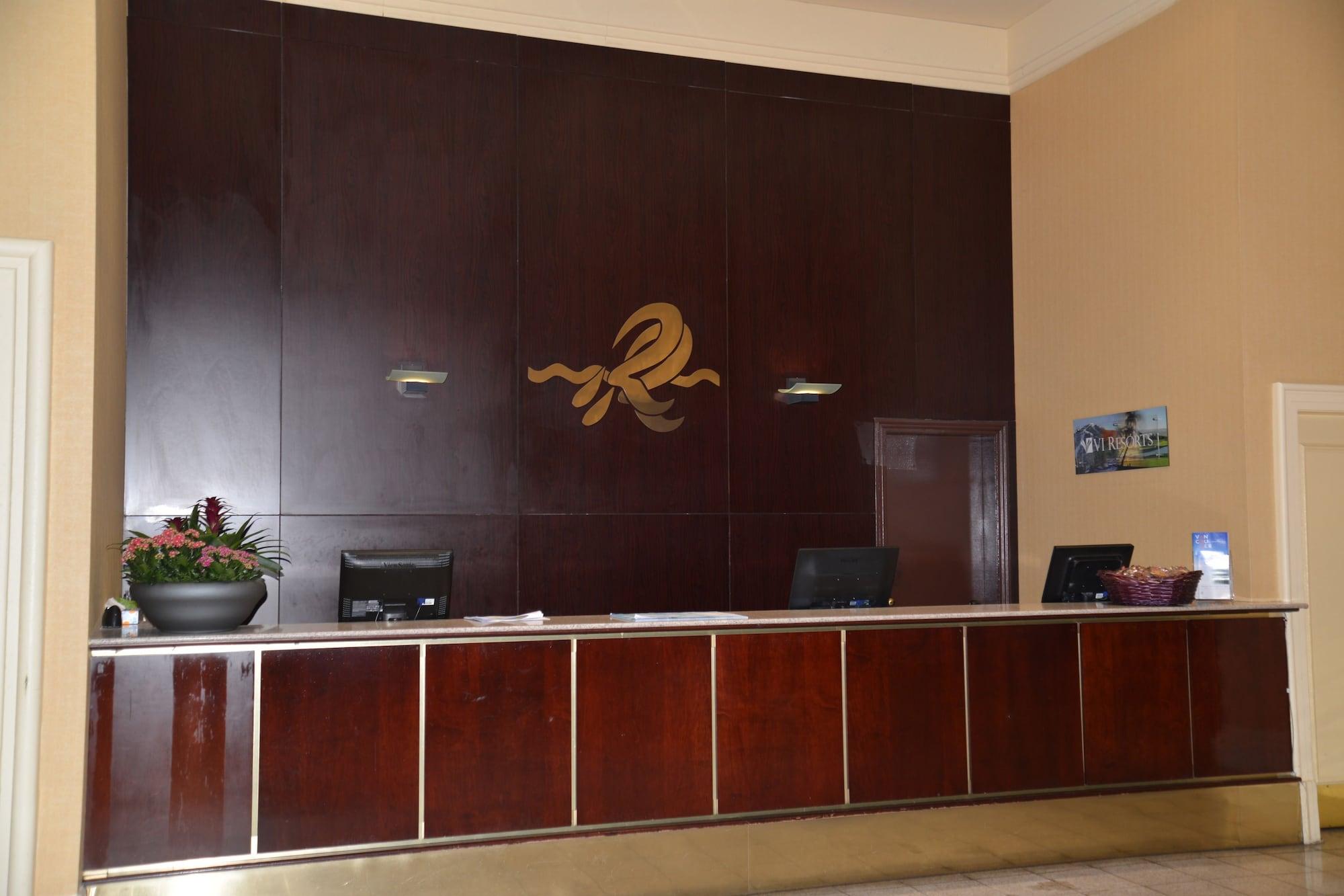 Vista Lobby Rosedale Condominiums