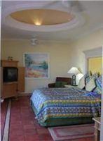 Alojamiento - Resort Penthouse on Beach near town, View of "Lands End"