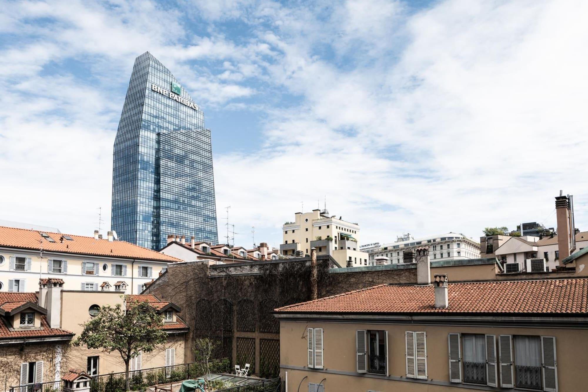 Vista Exterior Heart Hotel Milano