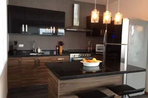 Alquiler Vacacional - Stay in a luxury one floor apartment, everything in walk distance. Pet friendly