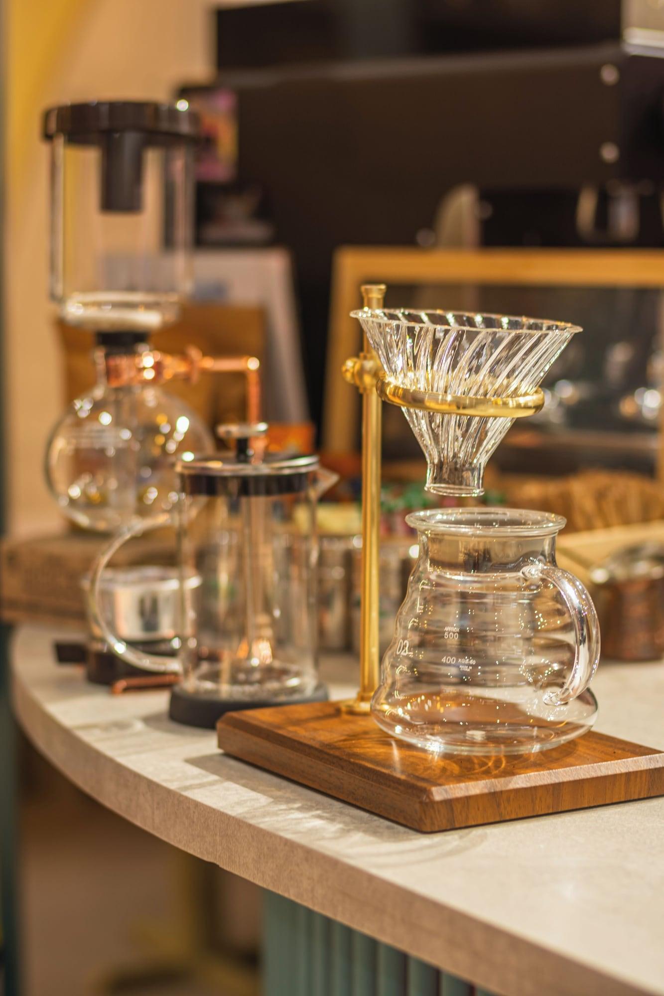 Bar/Salón Hotel Chromatic