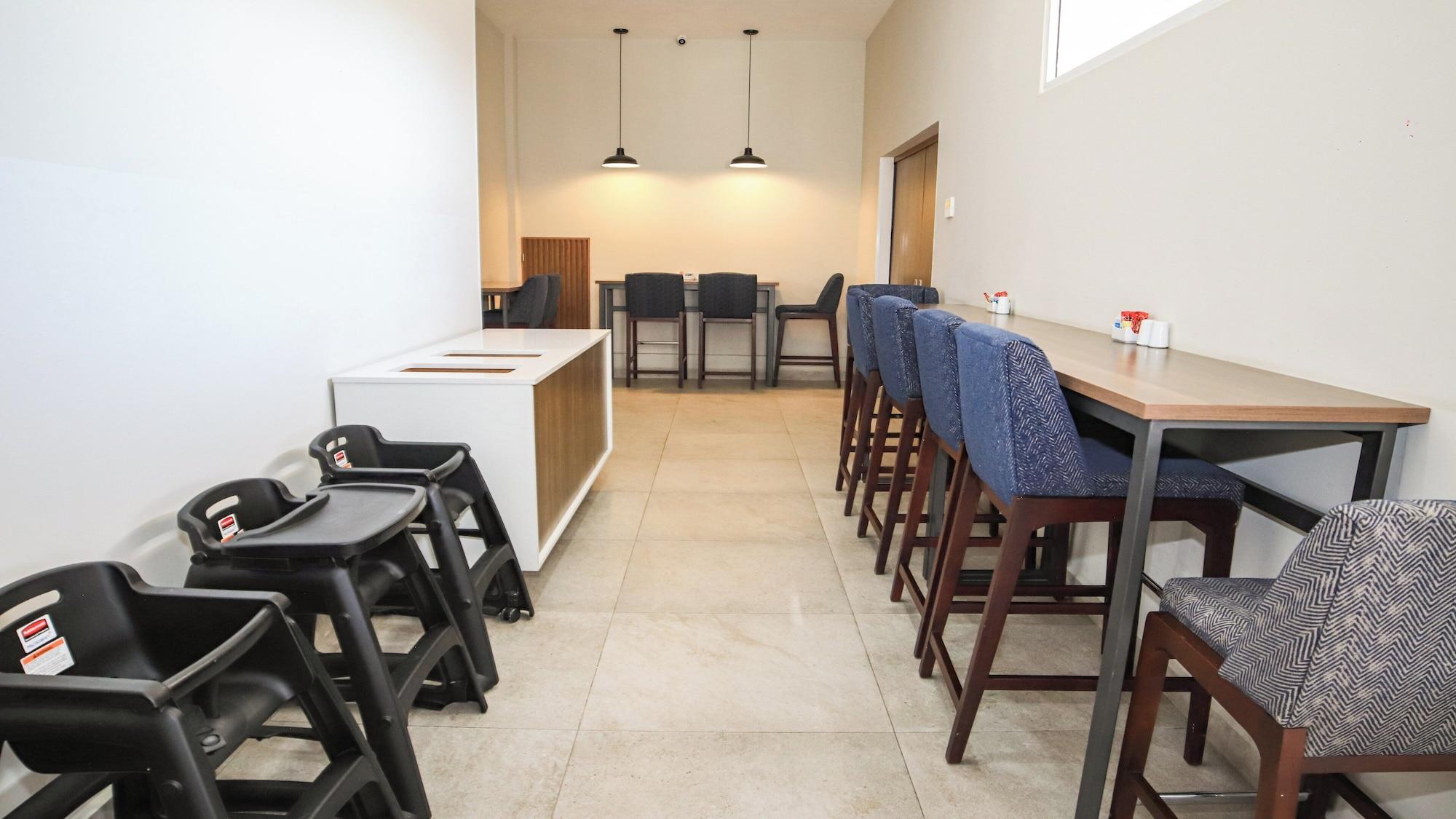 Restaurant Holiday Inn Express Morelia Centro Historico by IHG