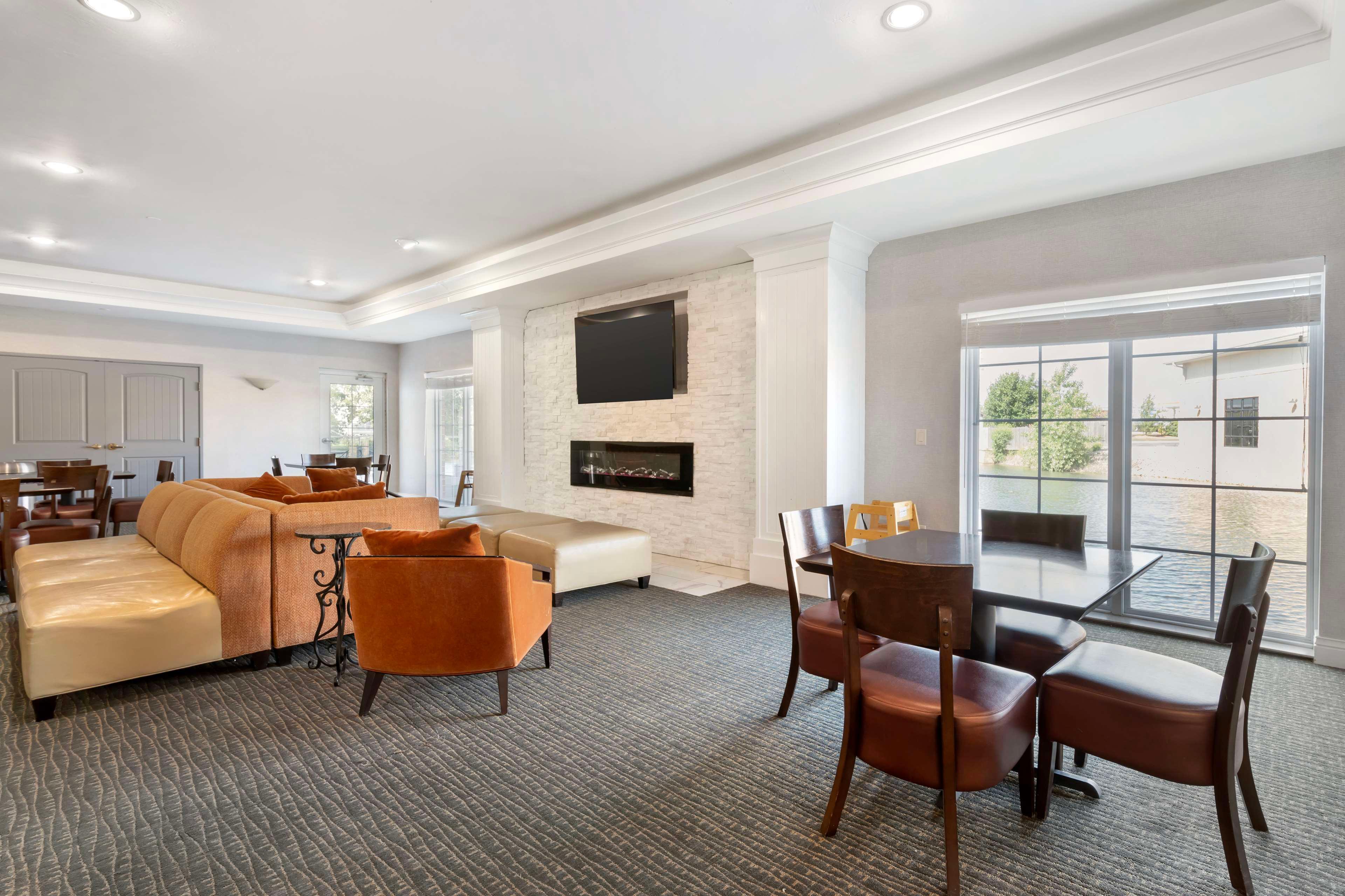 Restaurant Best Western Plus Appleton Airport/Mall Hotel