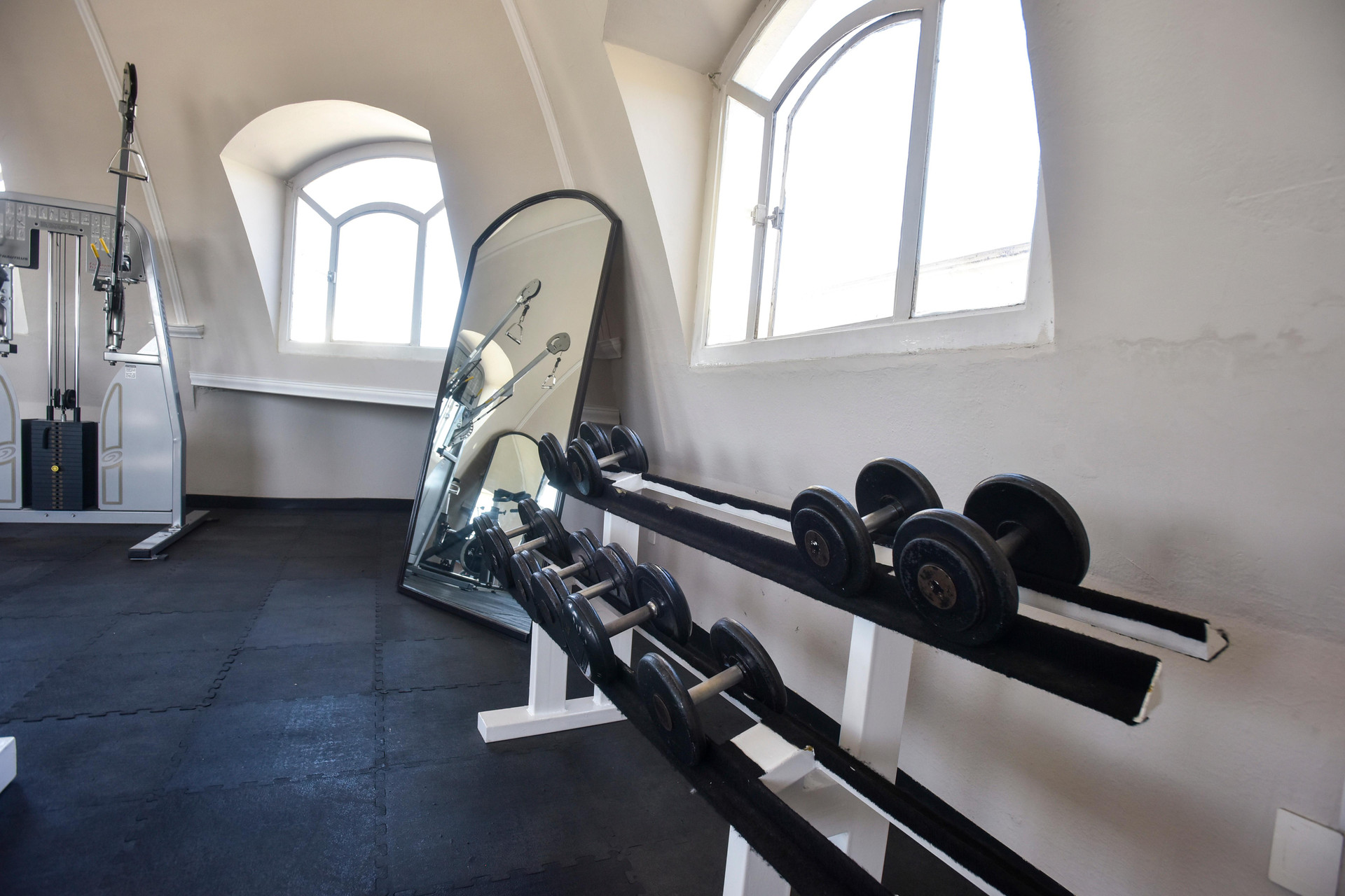 Gimnasio Plaza Camelinas Hotel