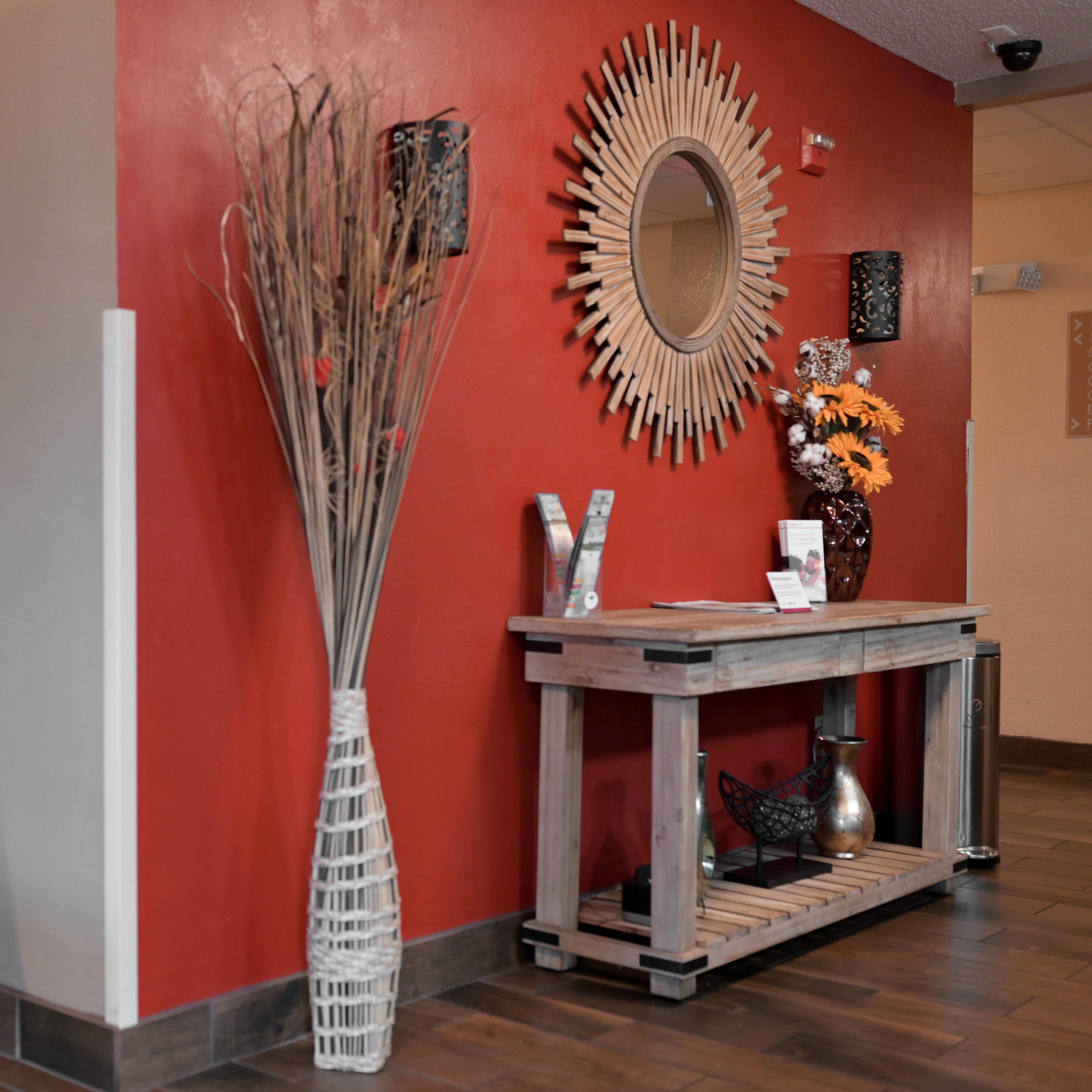 Vista Lobby Sonesta Simply Suites Clearwater St. Petersburg