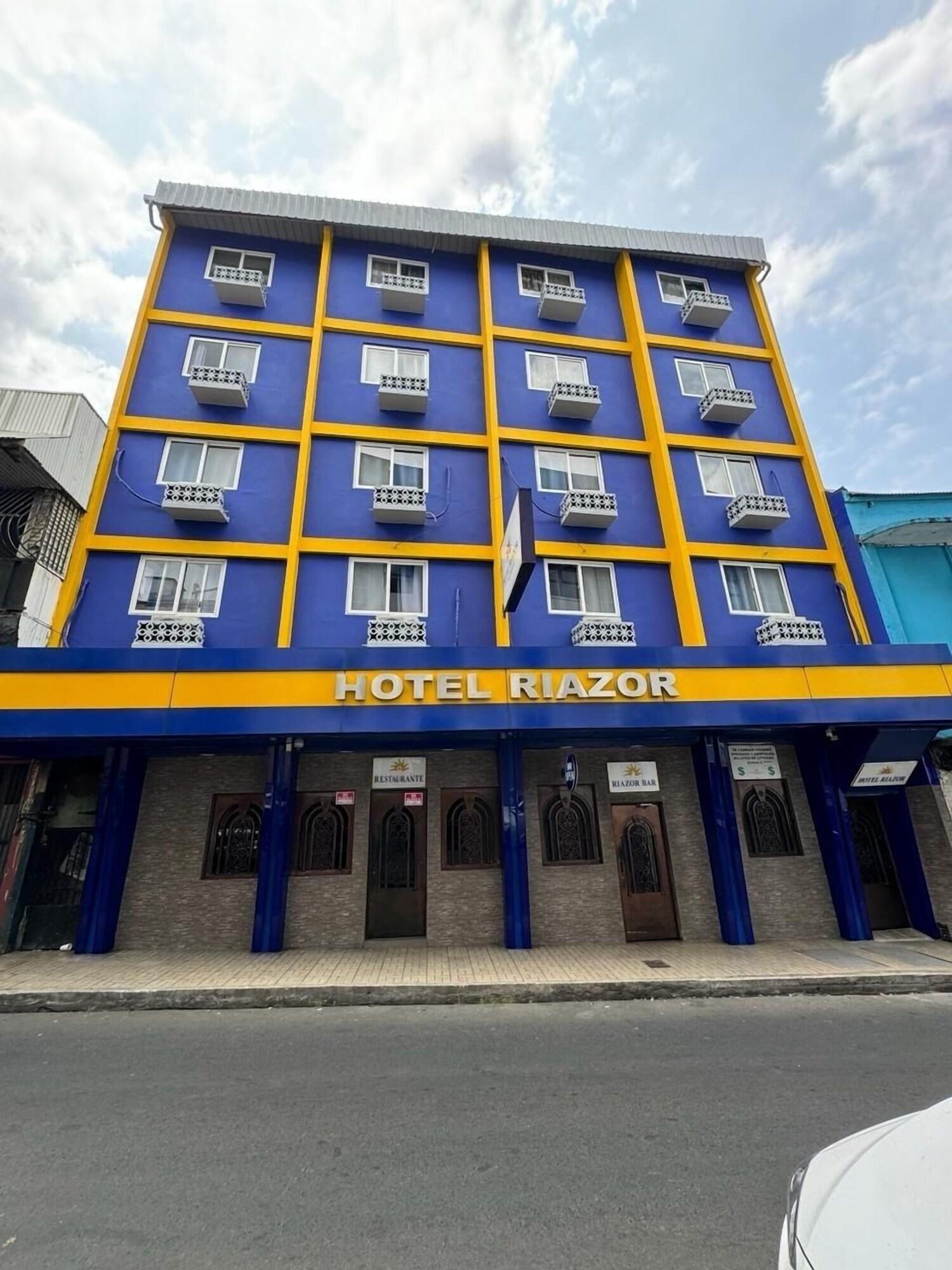 Vista Exterior Hotel Riazor