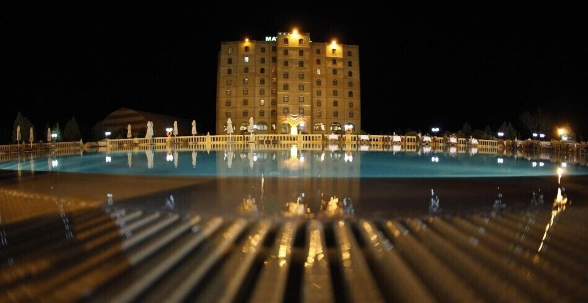 Varios Matiat Hotel