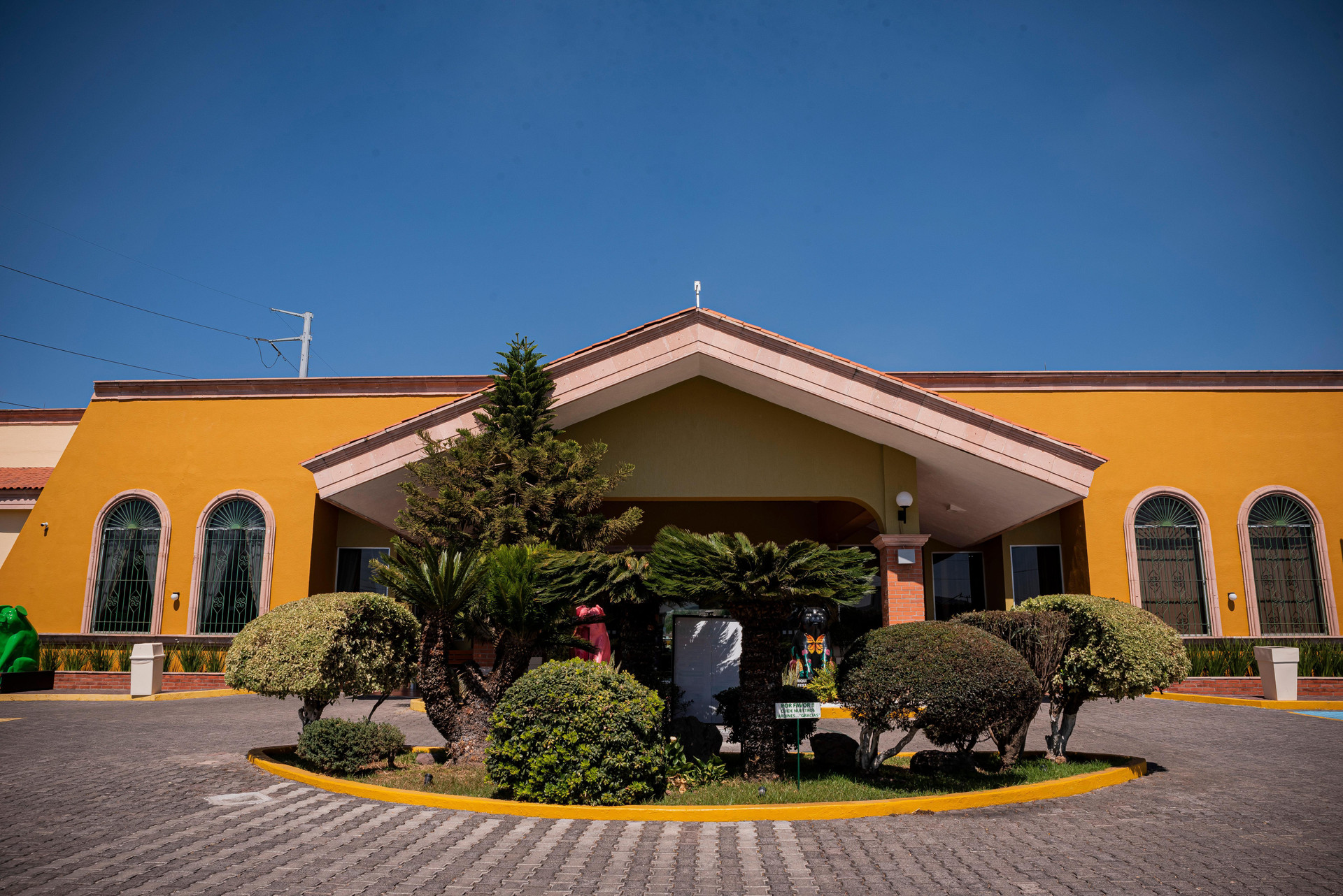 Vista Exterior Holiday Inn La Piedad