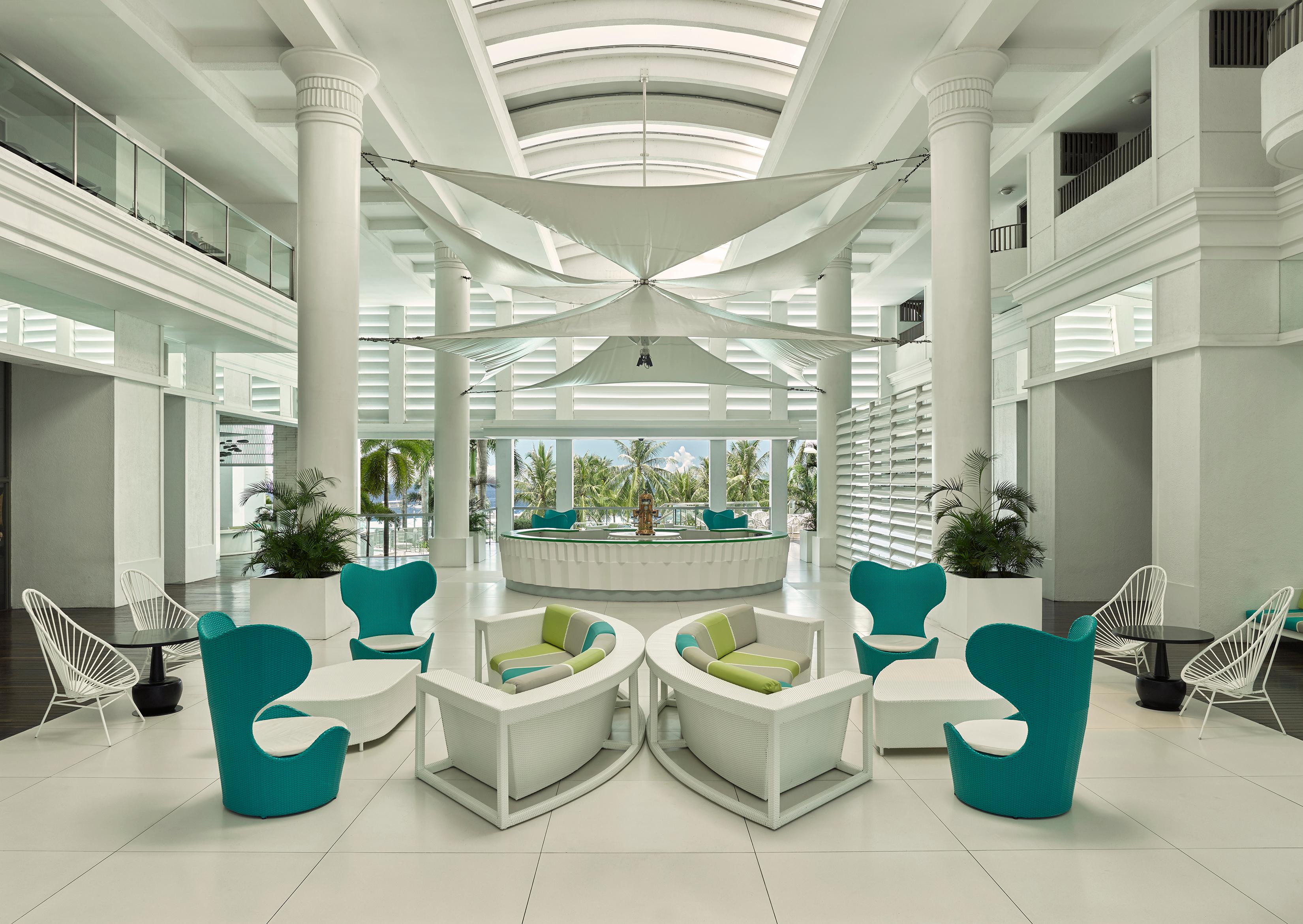 Vista Lobby Mövenpick Hotel Mactan Island Cebu